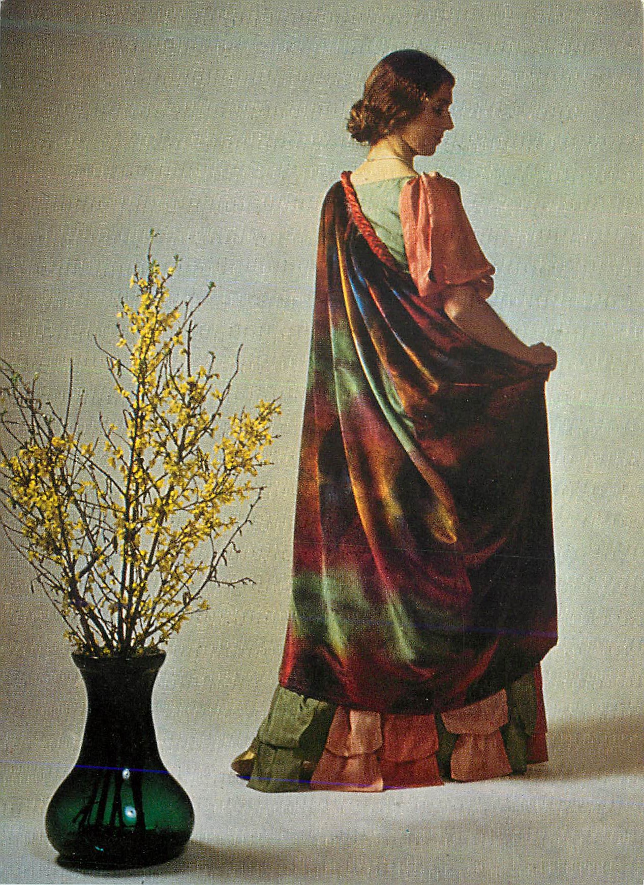CPM Evening Dress silk Calypso Victoria and Albert Museum 