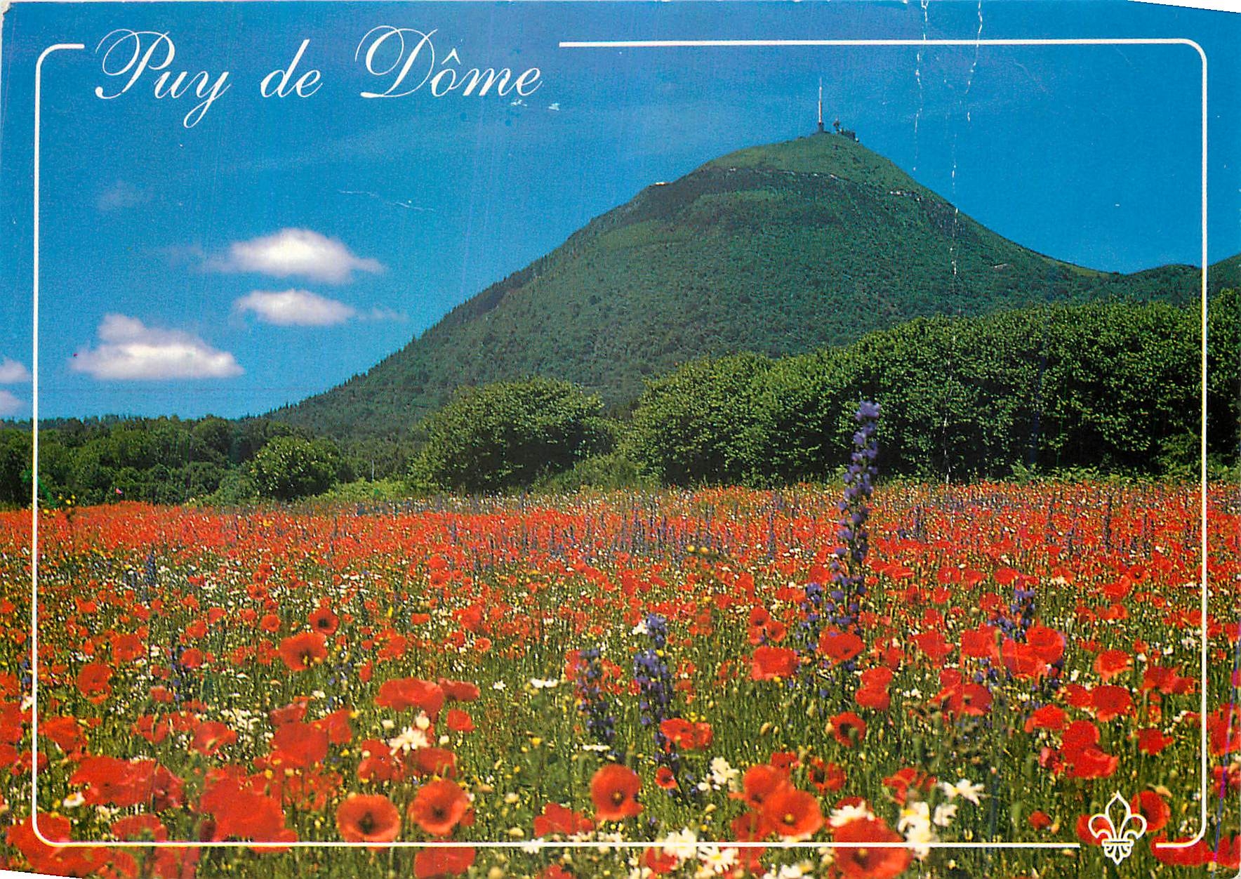 Puy de Dôme — Champ de coquelicots au pied du Puy de Dôme — Éditions du Lys, n°1249