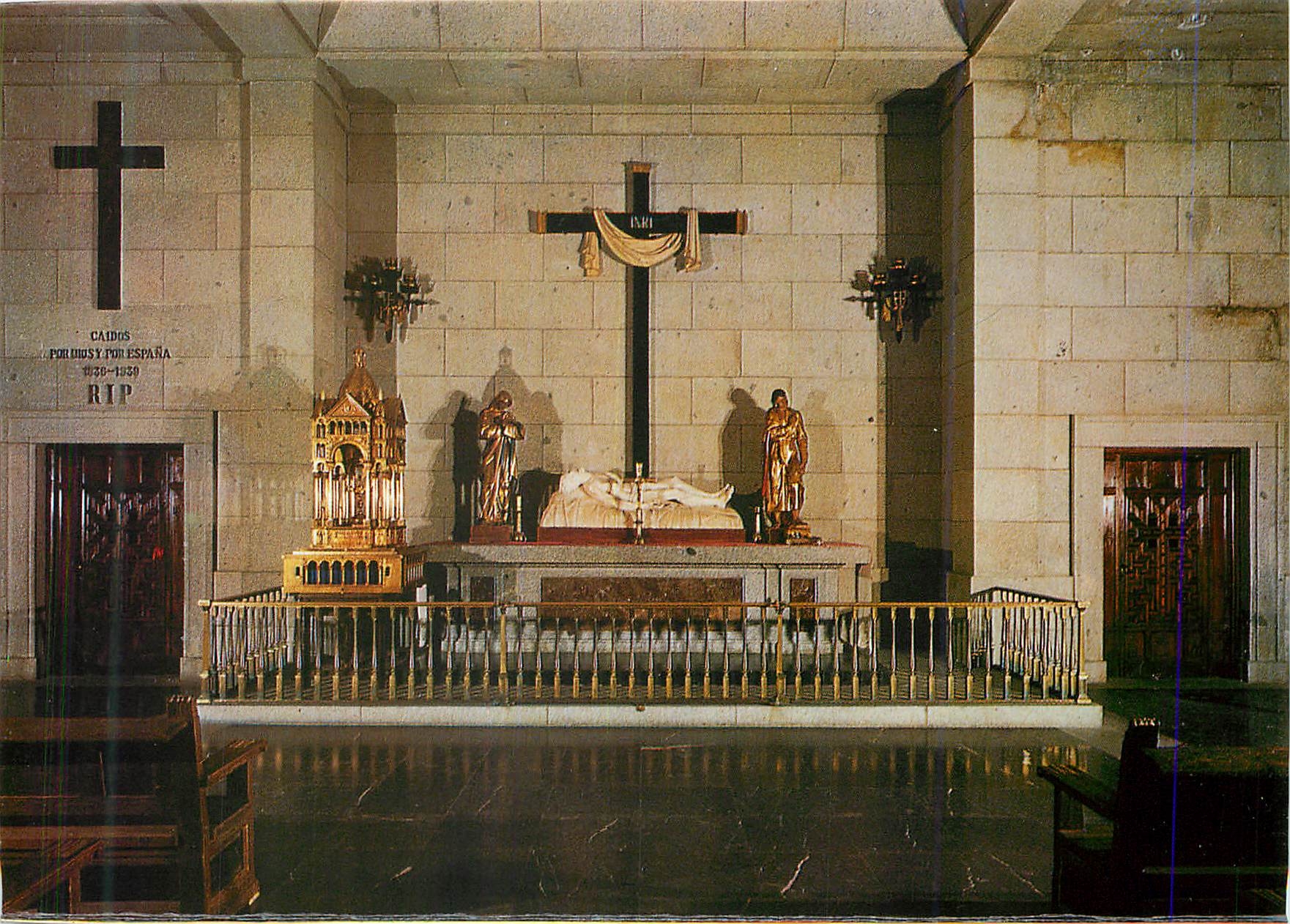 Santa Cruz del Valle de los Caídos — Altar fin de la Vía Crucis — Editorial Patrimonio Nacional