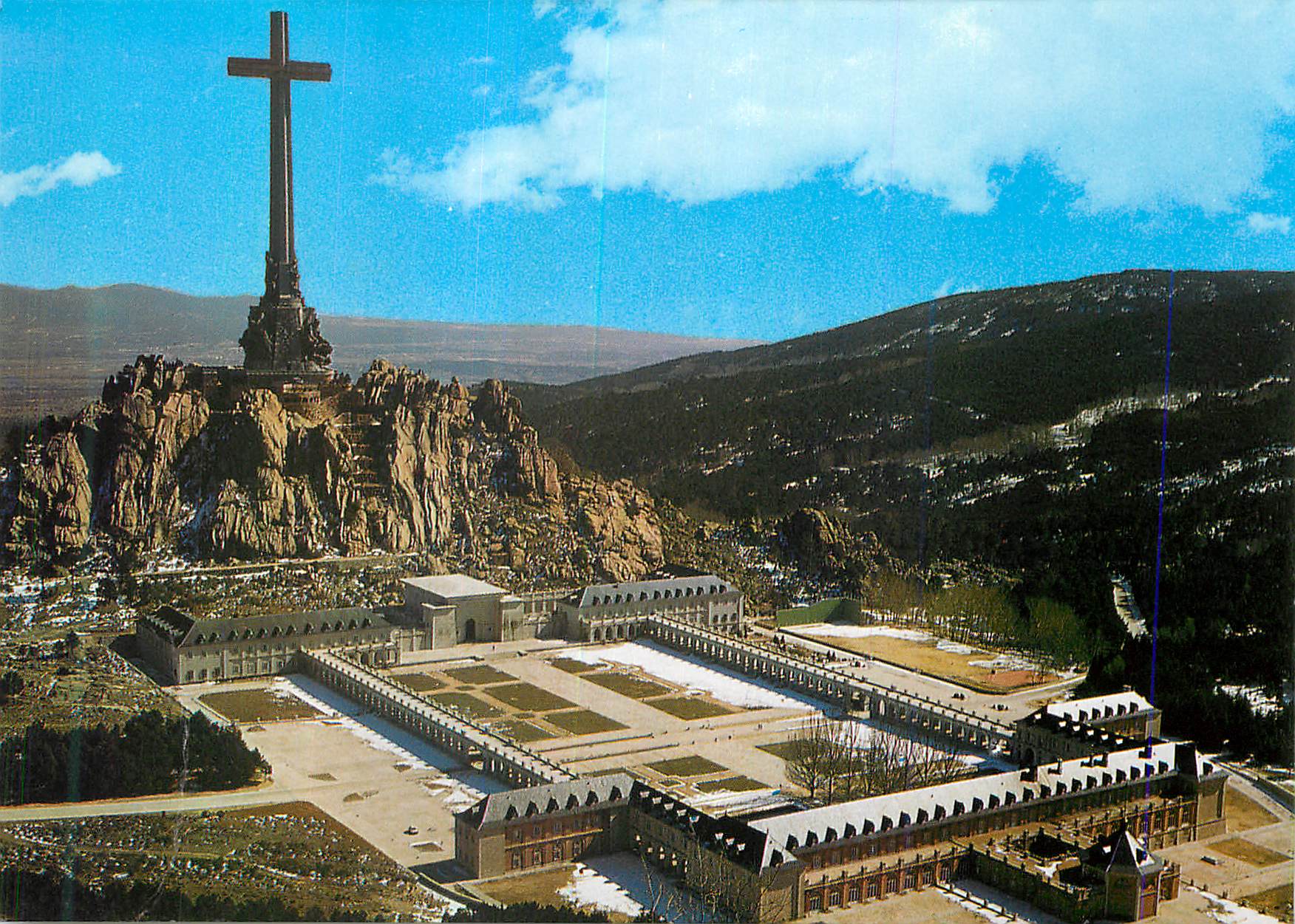 Santa Cruz del Valle de los Caídos — Vue panoramique de la partie postérieure du Monument — Éditeur Garcia Garrabellia y Cía, série 216