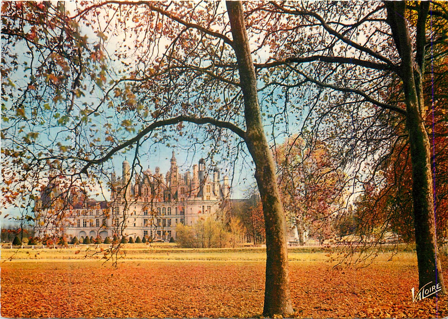 Chambord — Château du XVIe siècle à l'automne — Valoire