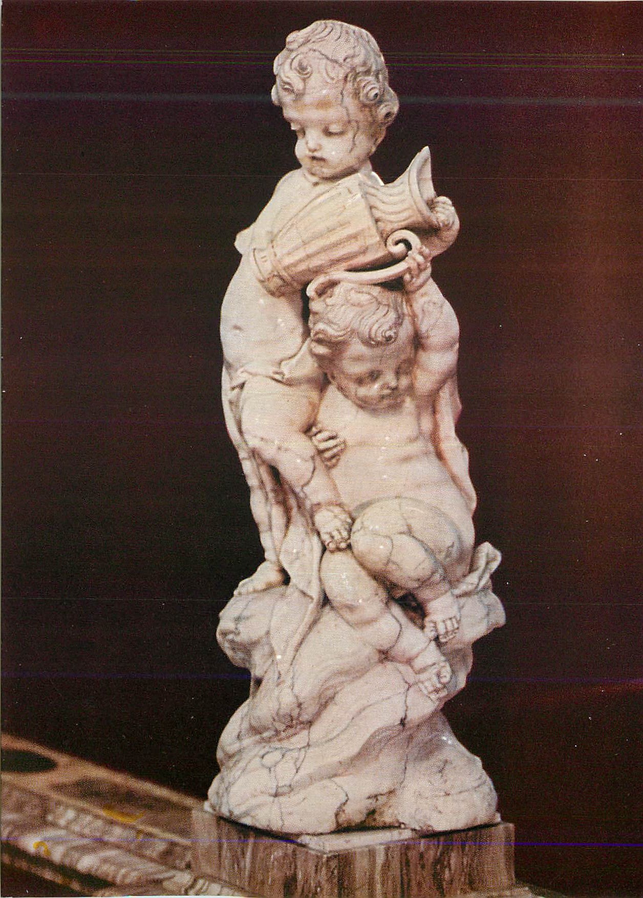 Statue de putti — sculpture en marbre — éditeur Johann Georg Dirrr, n° 7122