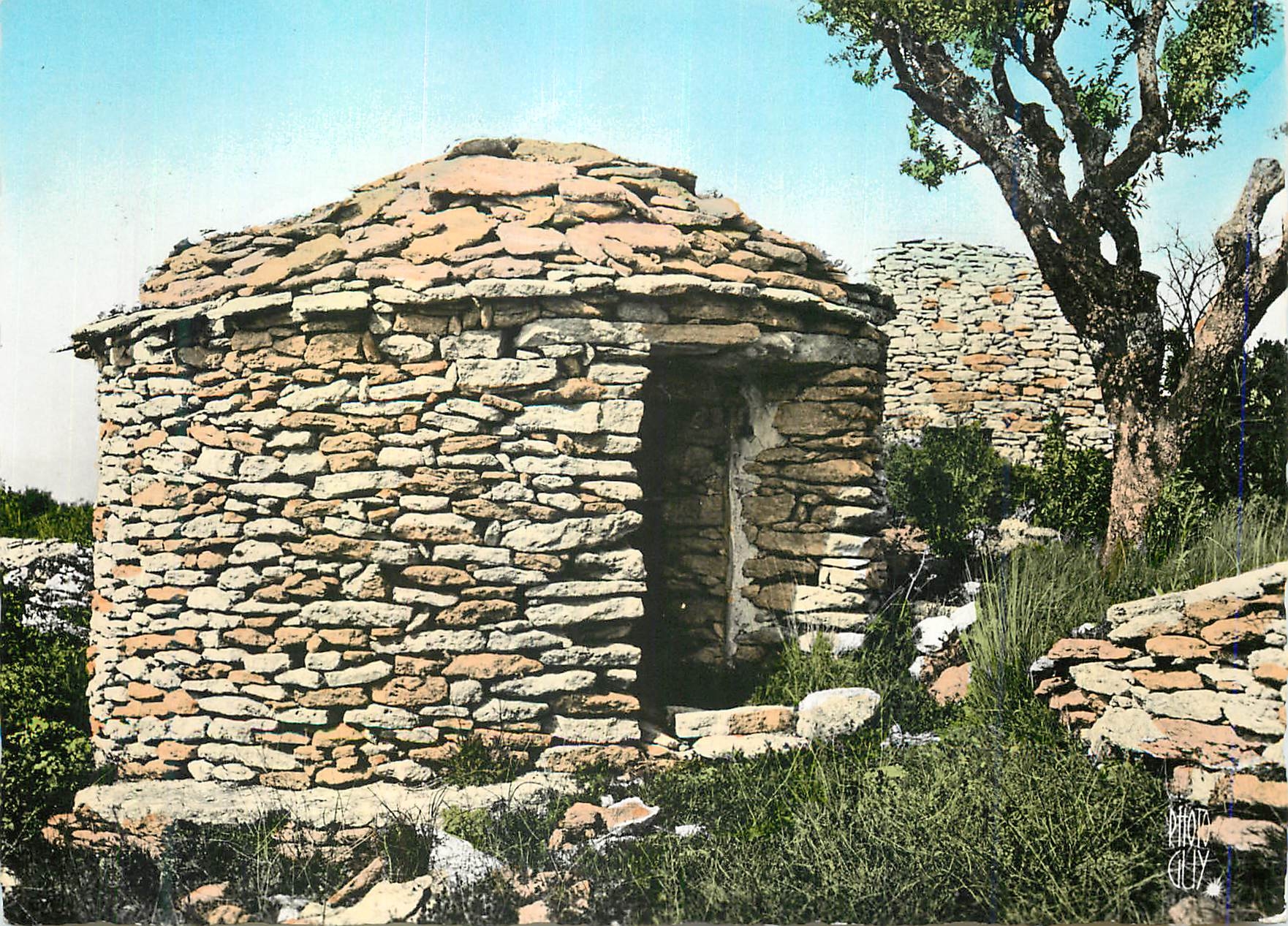 CPM Paysage de Provence Une Borie du Constant Venaissin 