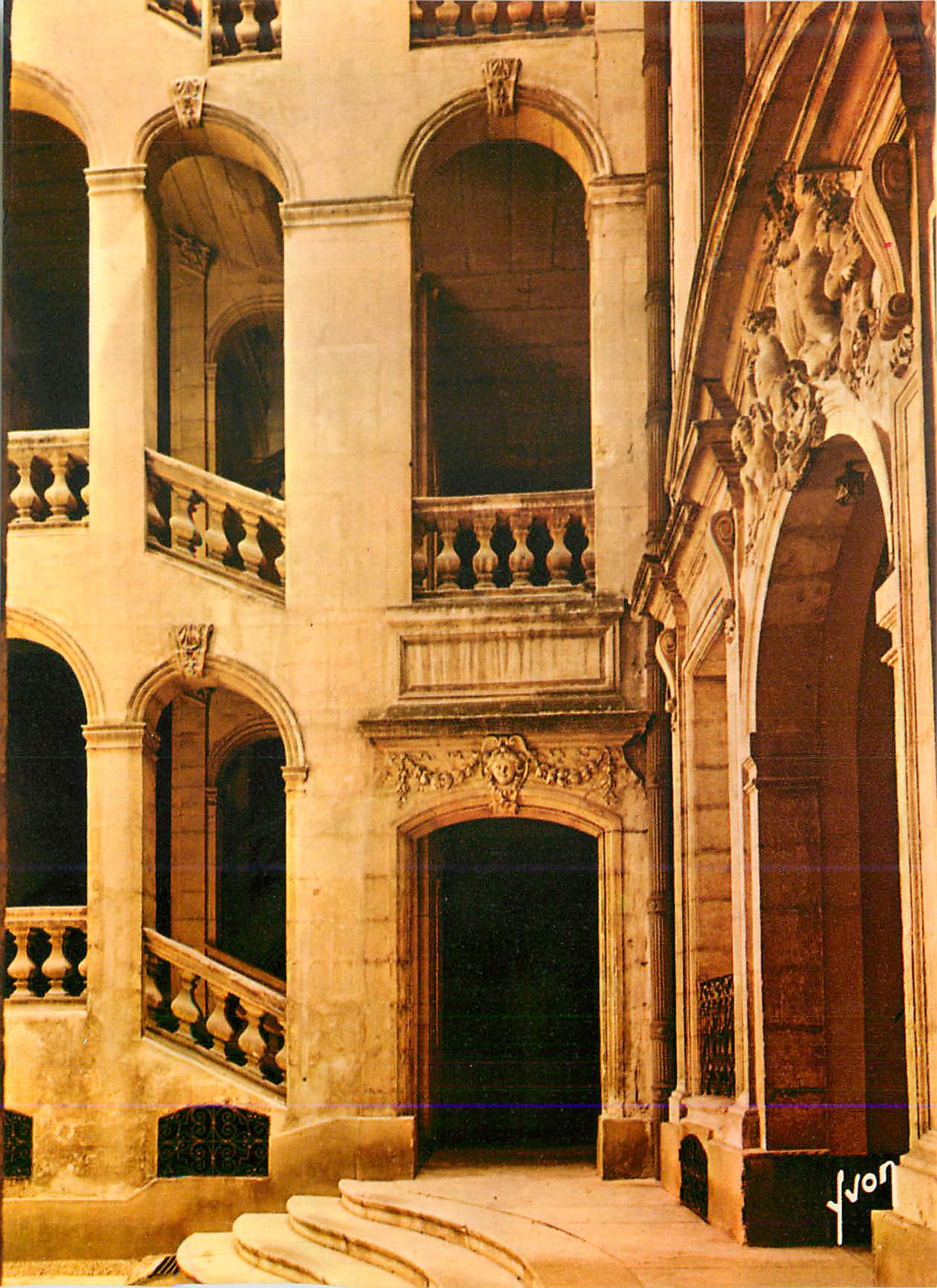CPM Montpellier Herault Marais Montpellierain L Hotel de Rodez Benavent 