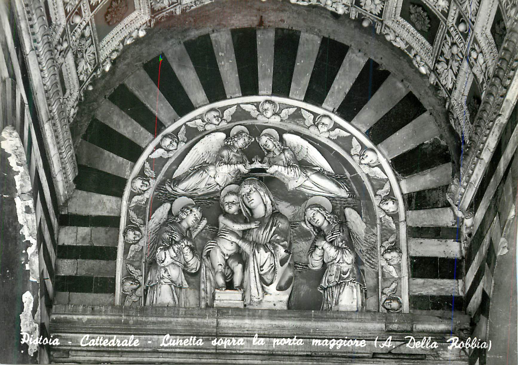 CPM Pistoia Cathedrale Lunette sur la porte grande 