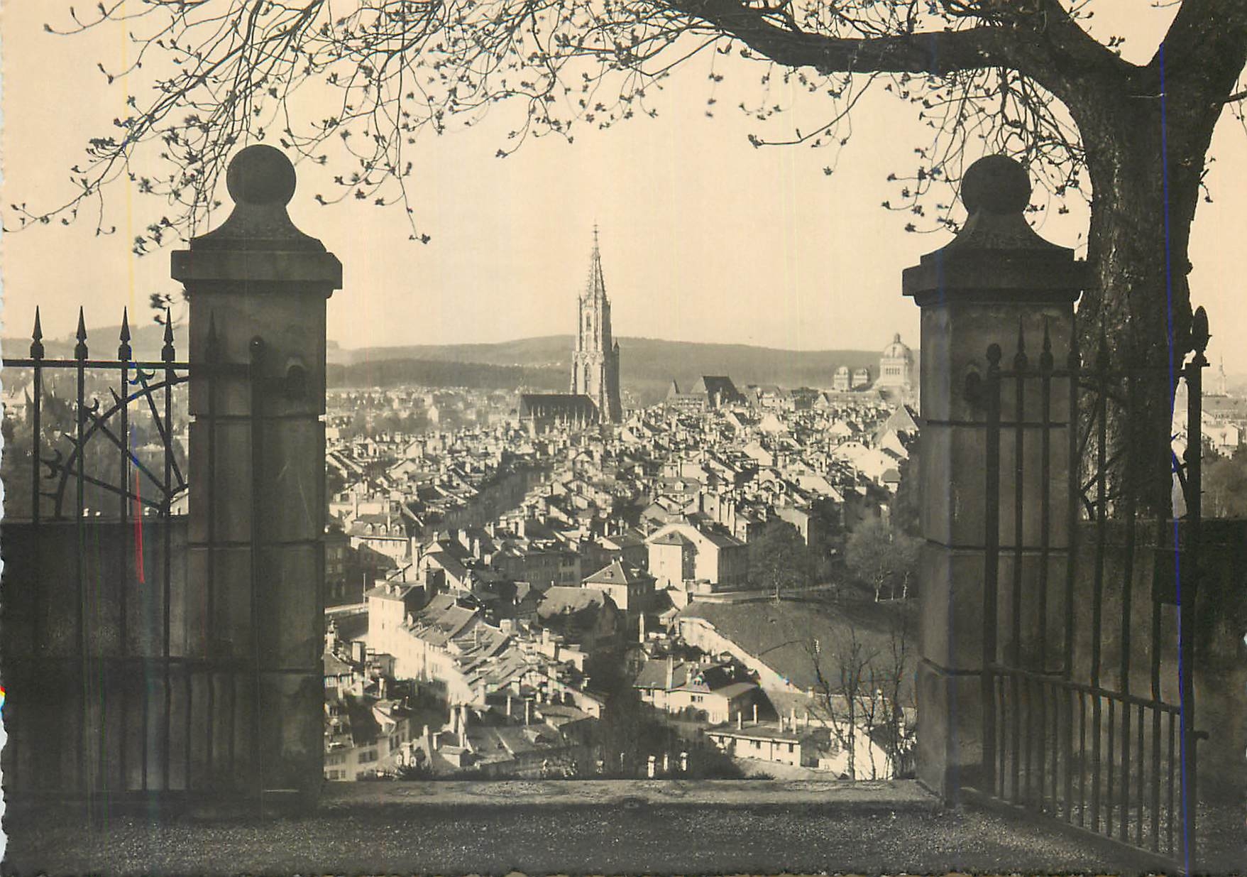 CPM Bern Blick auf die Aldstadt vom Rosengarten 