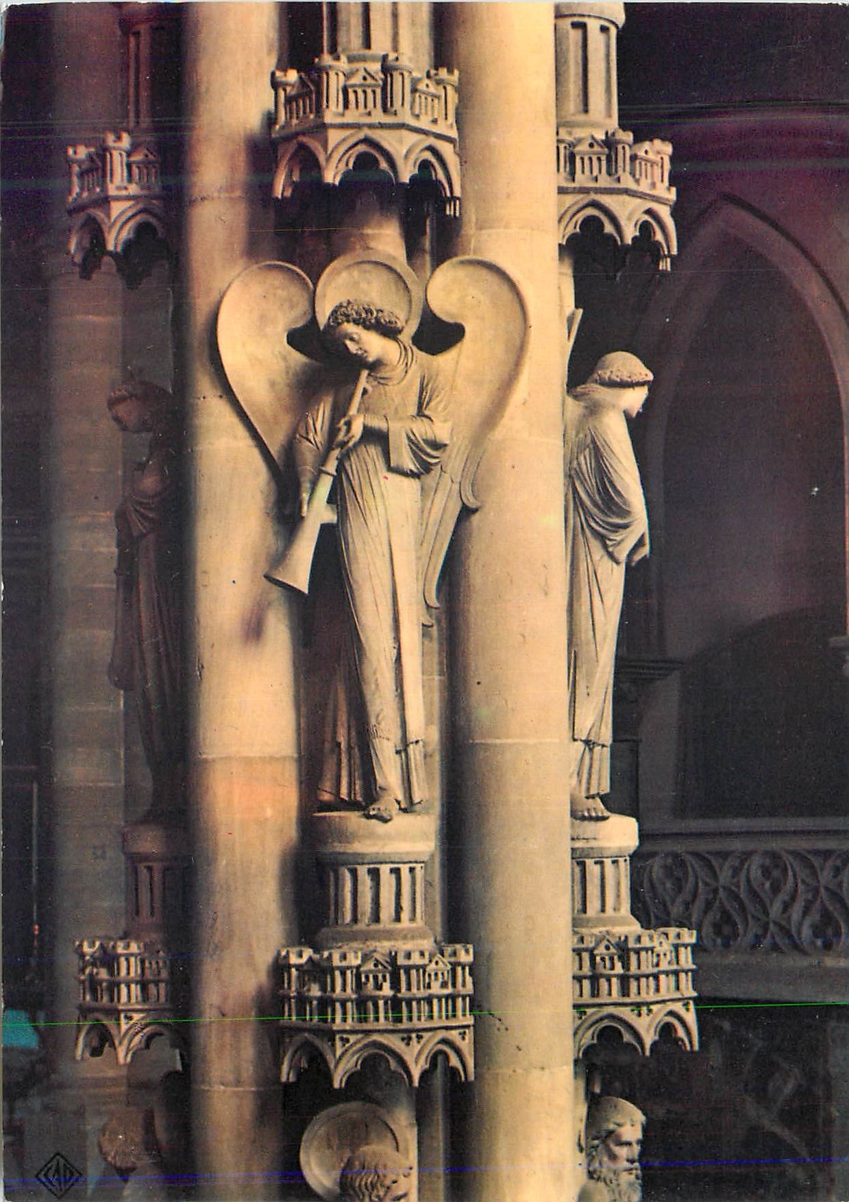 CPM Strasbourg (Bas Rhin) La Cathedrale Le Pilier des Anges