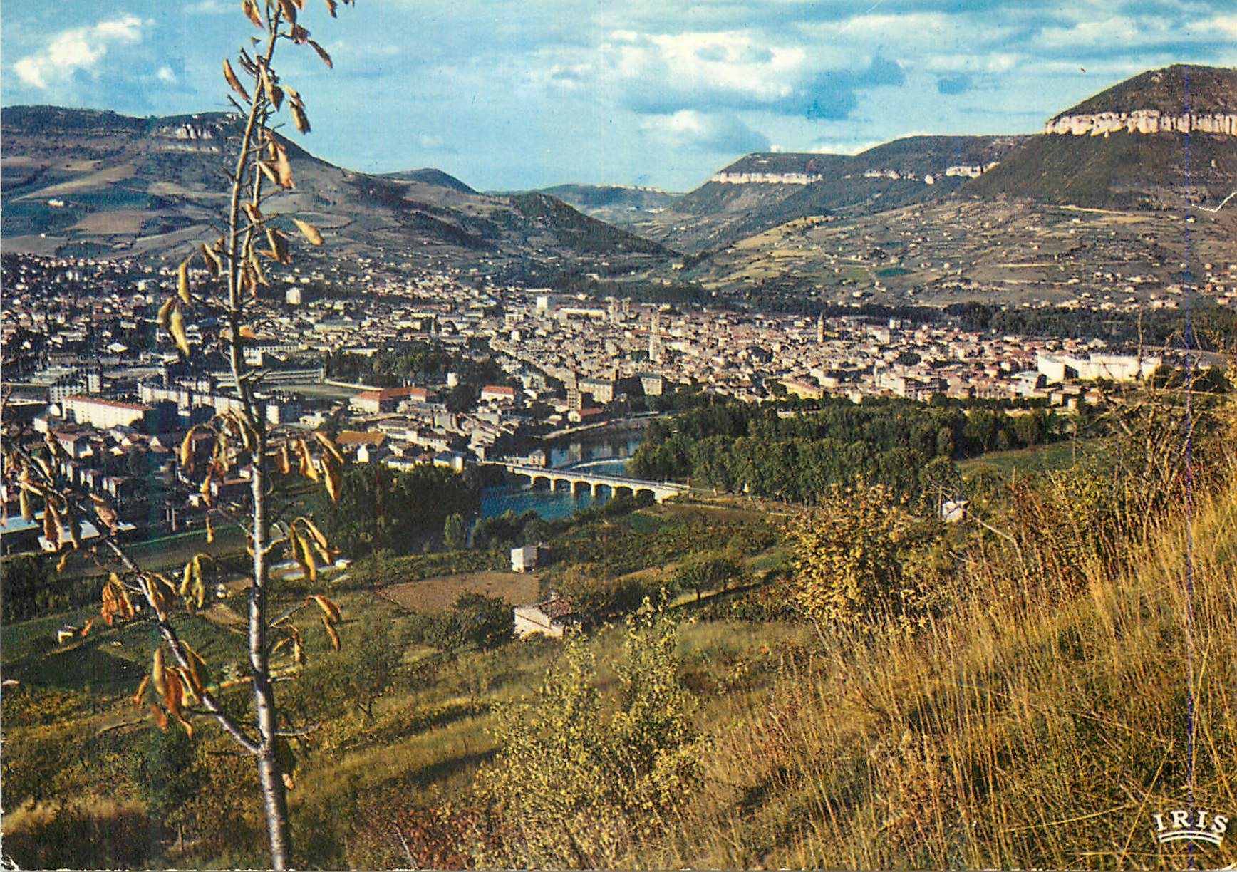 CPM Millau (Aveyron) Porte des Gorges du Tarn Vue Generale et le Pont sur le Tarn