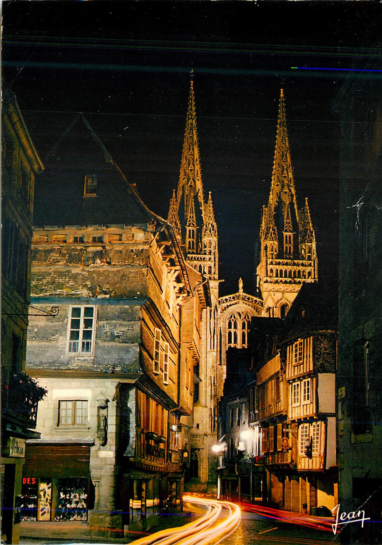 CPM Quimper  La Bretagne Vue de Nuit de la Rue Kereon