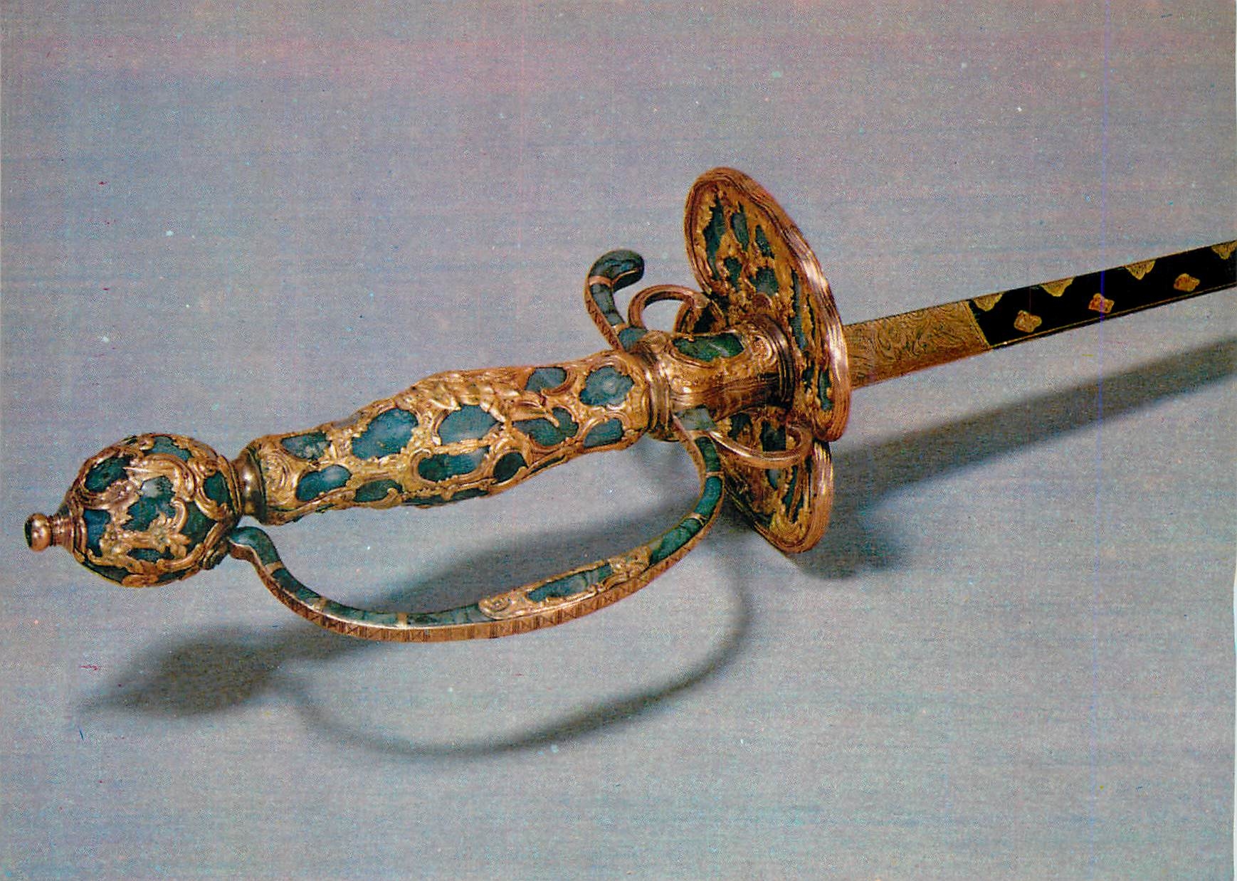 Épée de Louis XV — Paris vers 1750 — Éditions des Musées Nationaux