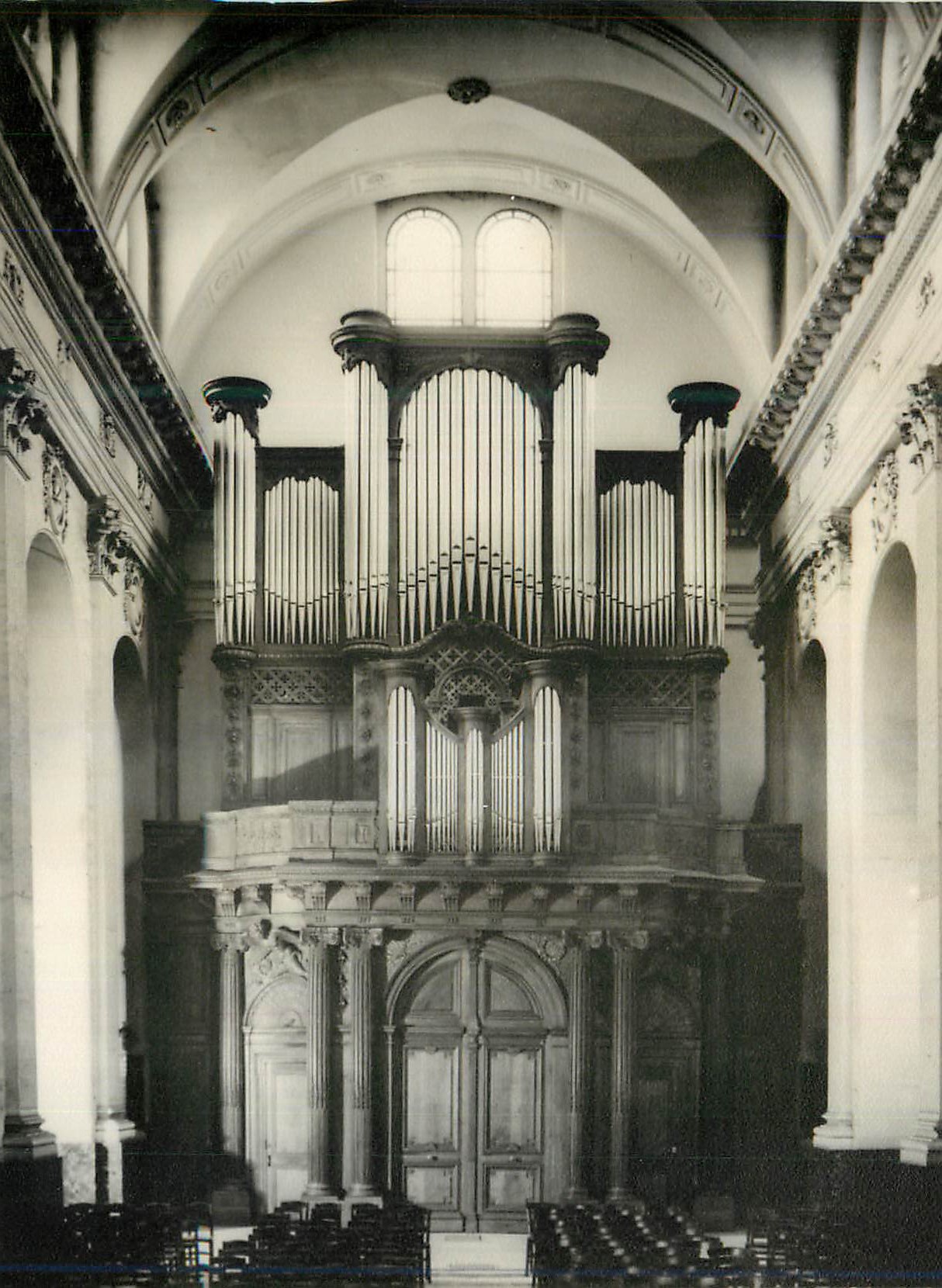 CPM N D des Blancs Manteaux Orgue