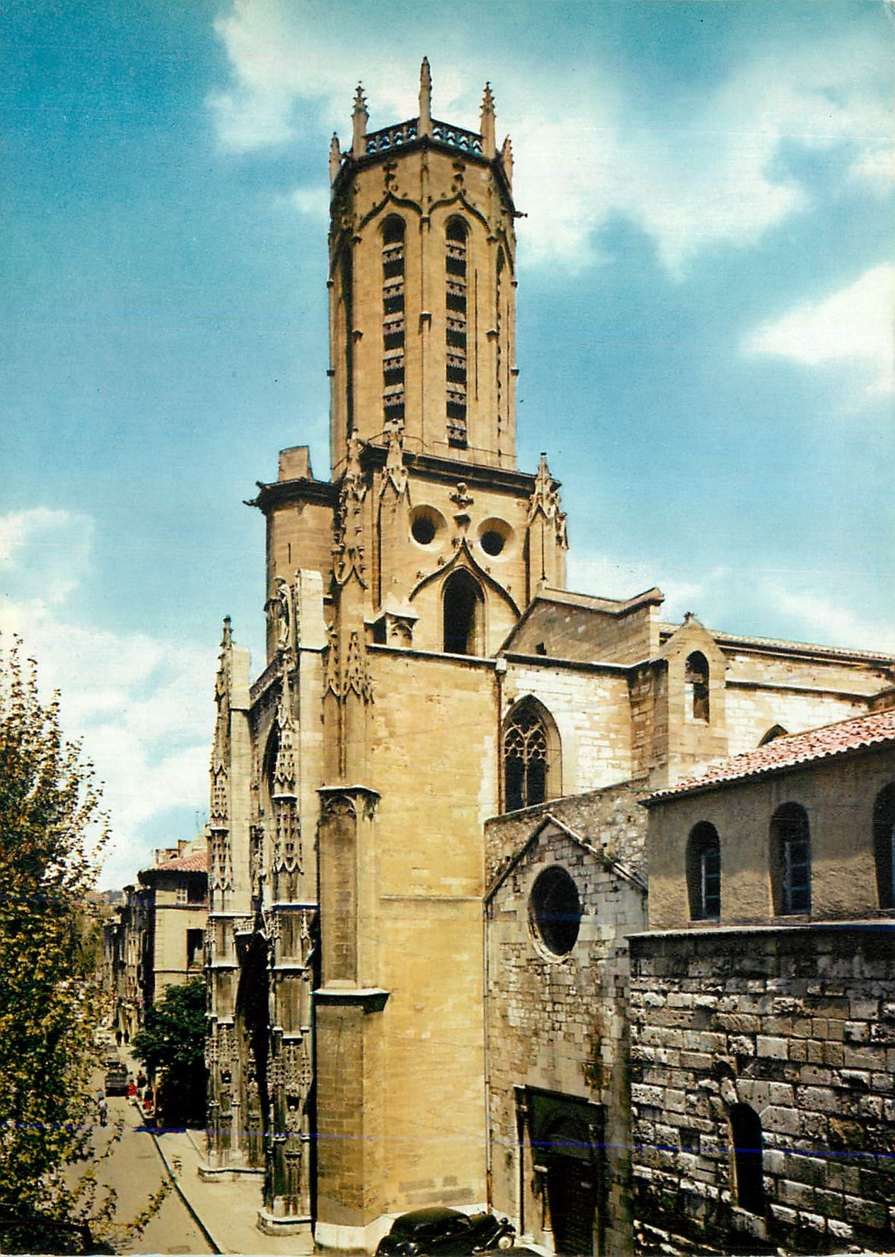 Aix-en-Provence — Cathédrale Saint-Sauveur et Clocher — Société Cité du Roy René