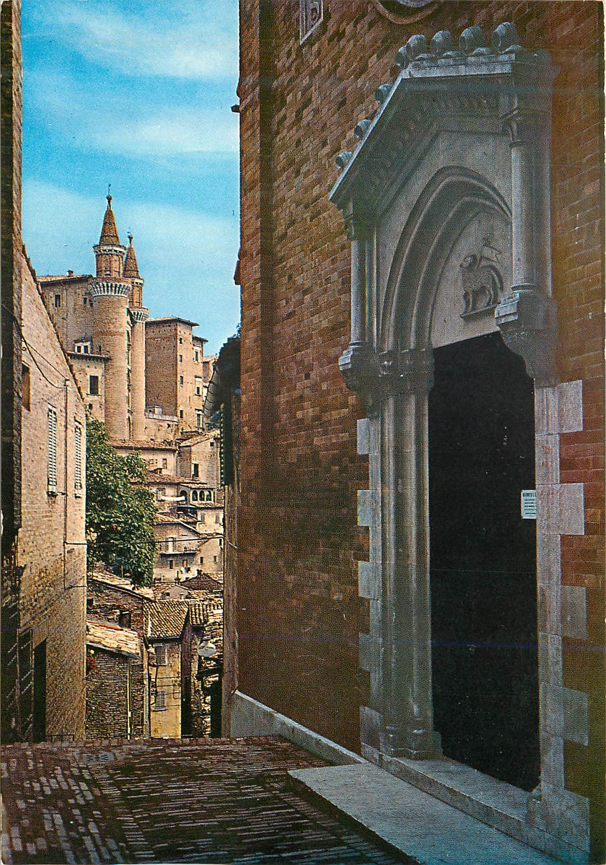 CPM Urbino Les Torrinici vues de S Giovanni