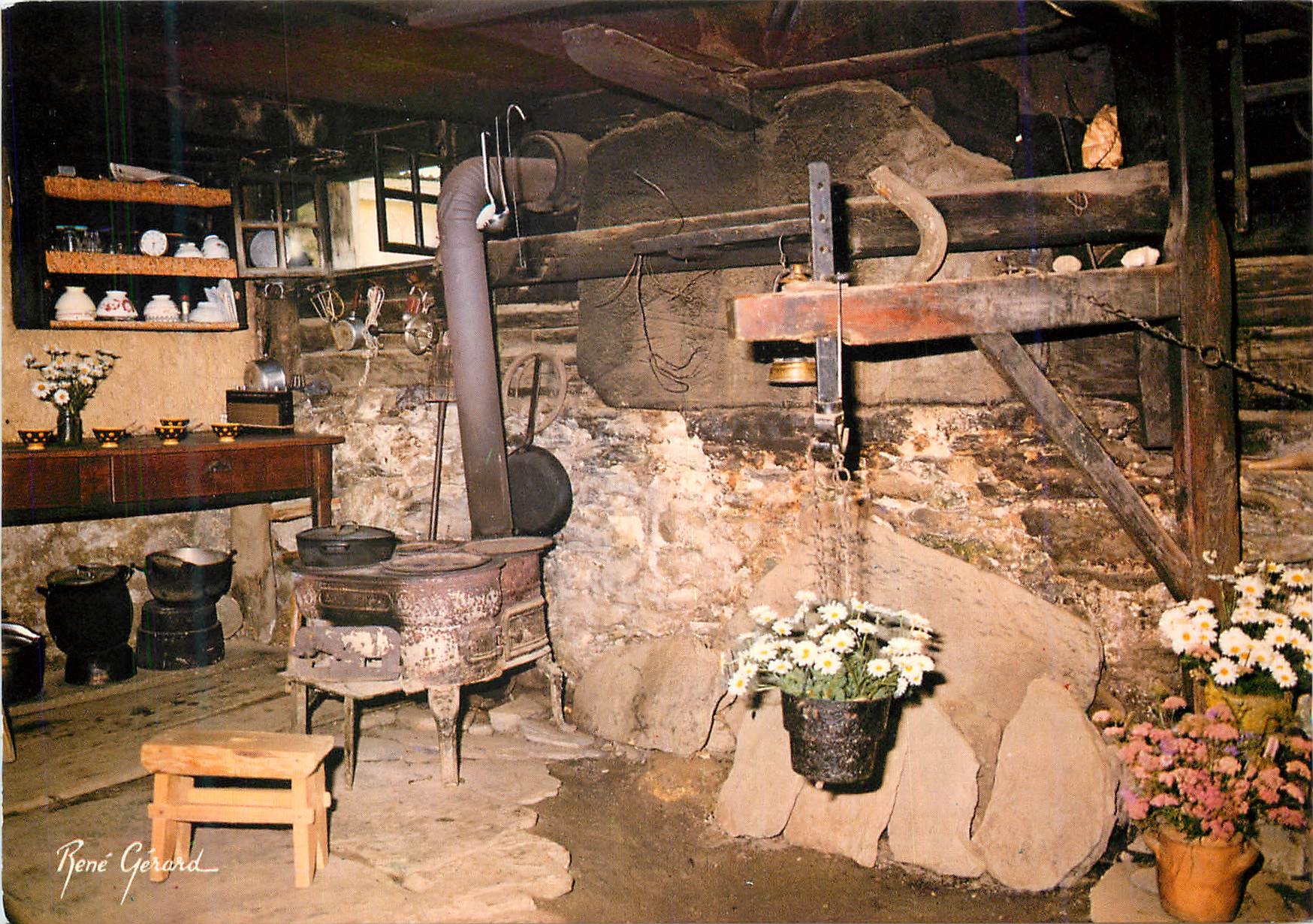 CPM l'Accueil d'un Chalet d'Alpage Images de Chez Nous