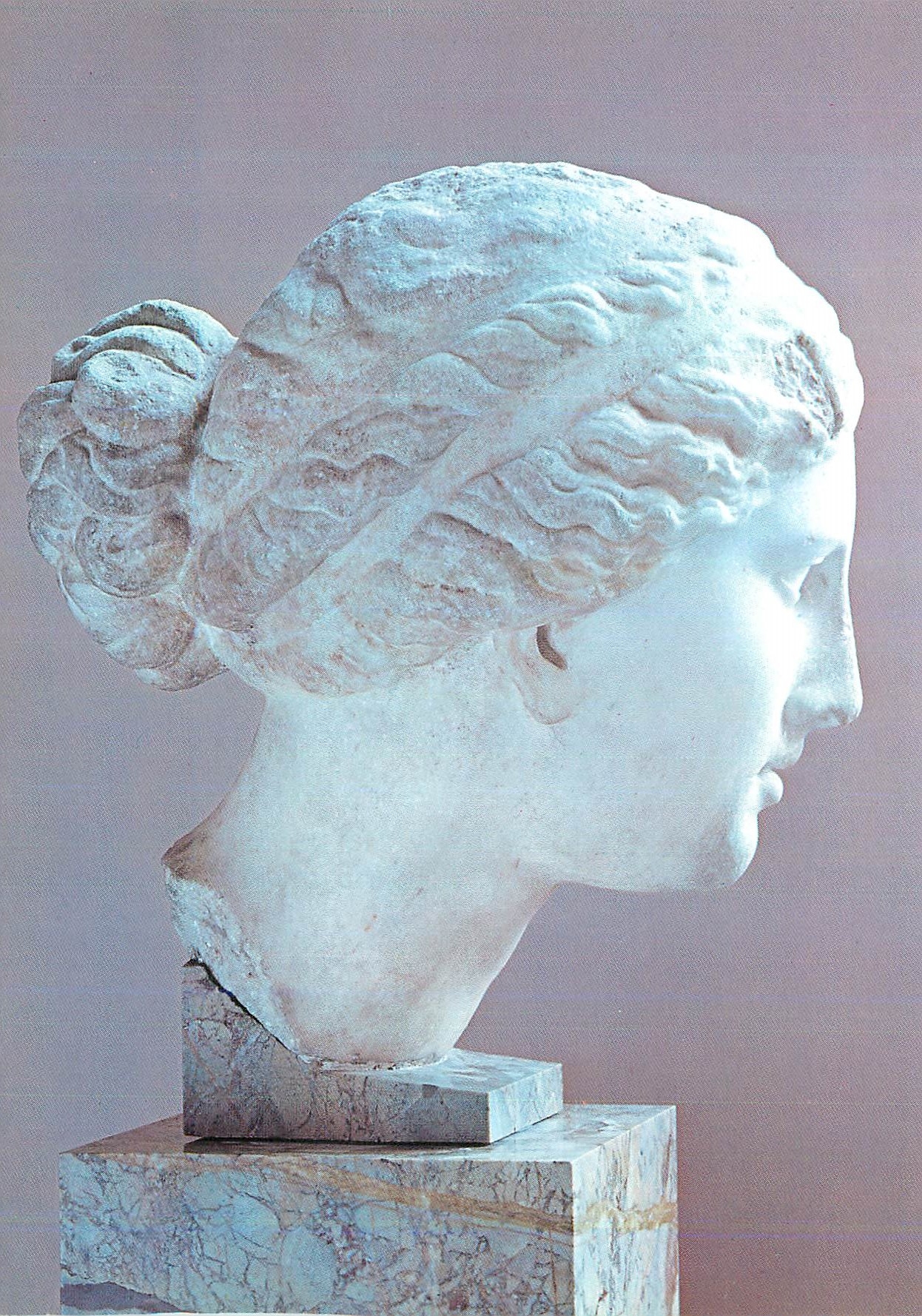 CPM Paris Musee du Louvre Tete du Type de l'Aphrodite de Cnide Dite Tete Kaufmann