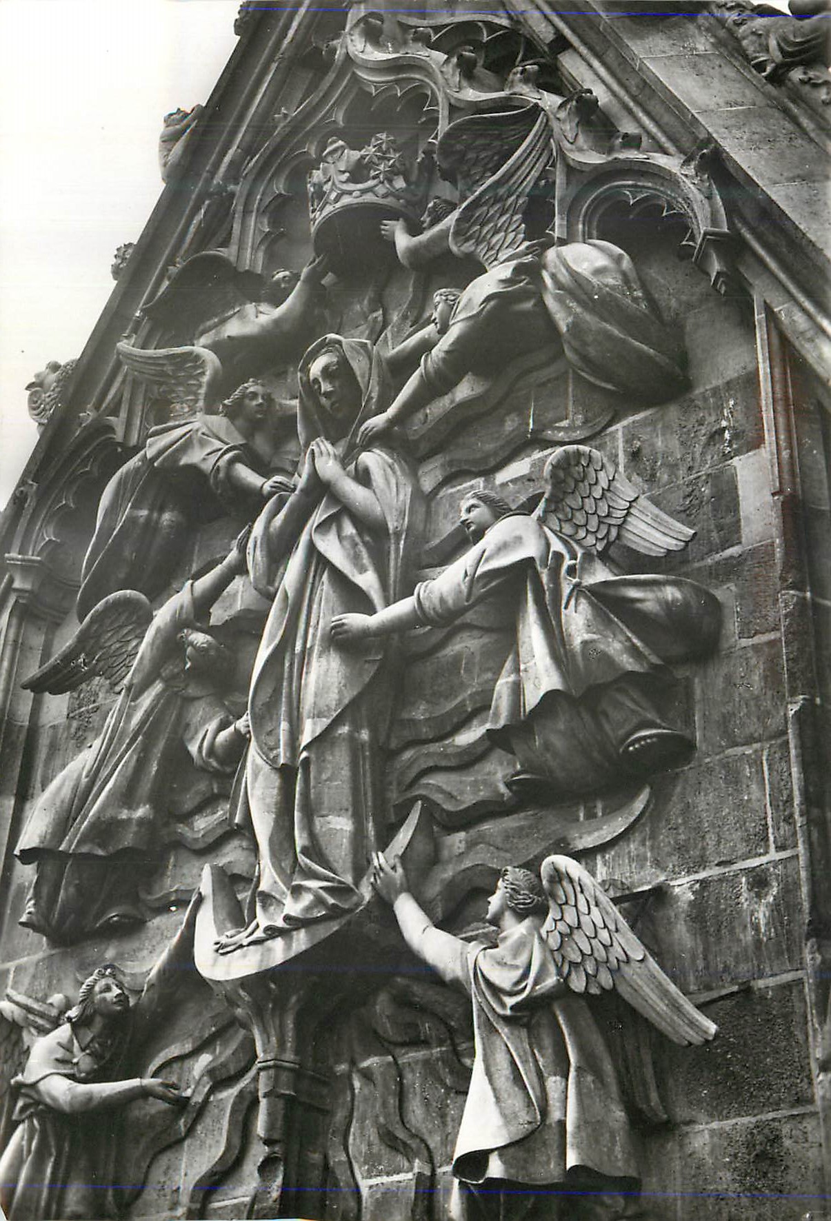 Reims (Marne) — La Cathédrale Notre-Dame (XIIIe s.) — Croisillon Sud, L'Assomption — Service Commercial Grand Palais Alexandre III - Paris