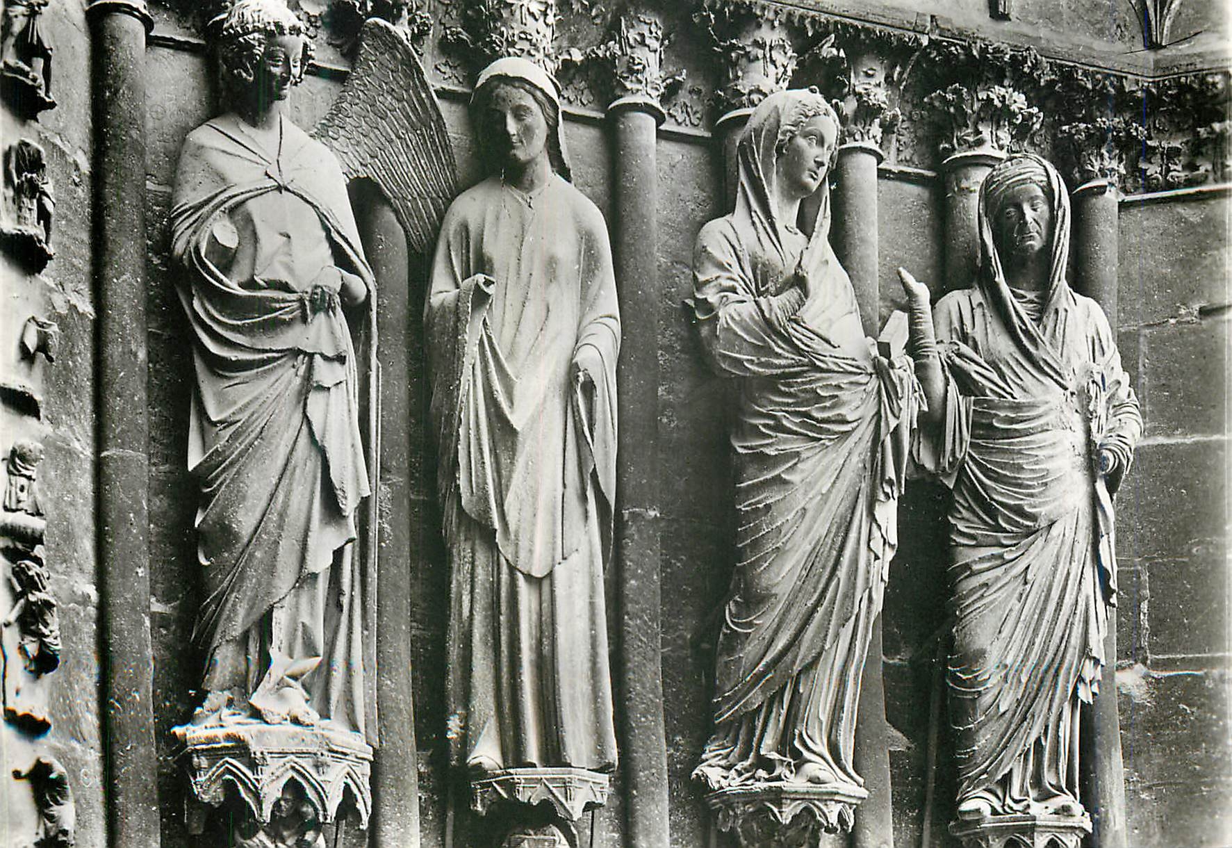 Reims (Marne) — Cathédrale Notre-Dame, façade occidentale, portail central, ébrasement droit — Service Commercial Grand Palais, Paris