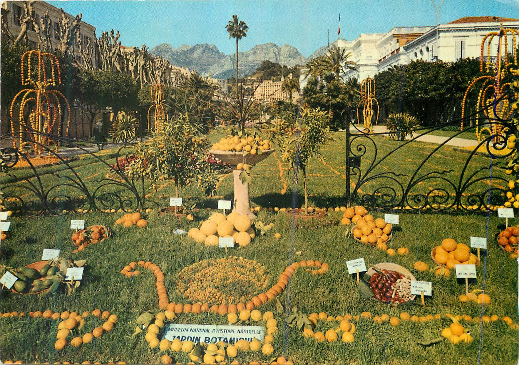 CPM Menton La Cote d'Azur French Riviera Perle de France
