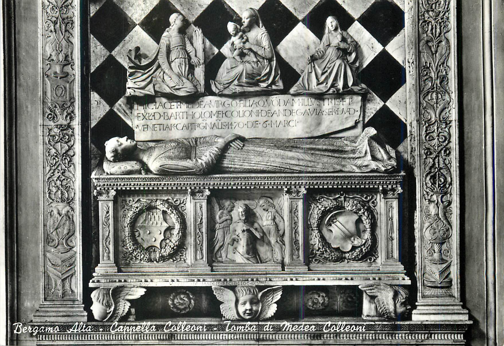 CPM Bergamo Superieure Chapelle Colleoni Tombeau de Medea Colleoni