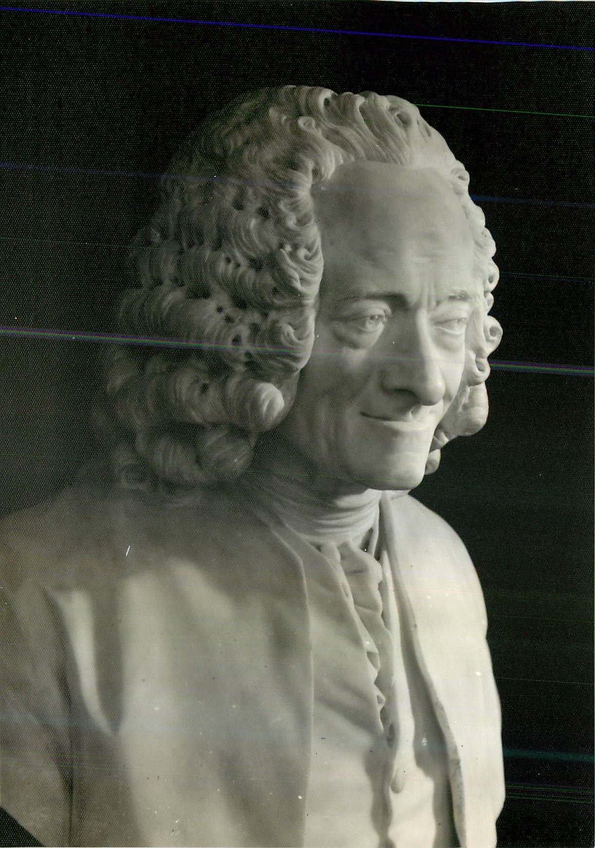 CPM Musee du Louvre Pavillon de Flore J A Houdon (1741 1828) Buste de Voltaire