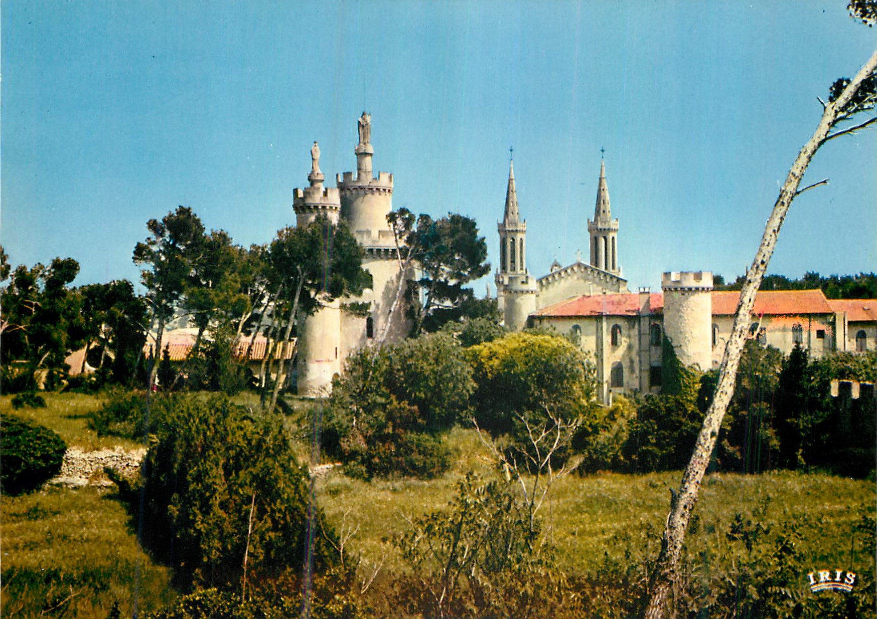 Abbaye de Saint-Michel de Frigolet — Allgemeiner Blick — IRIS Mexichrome
