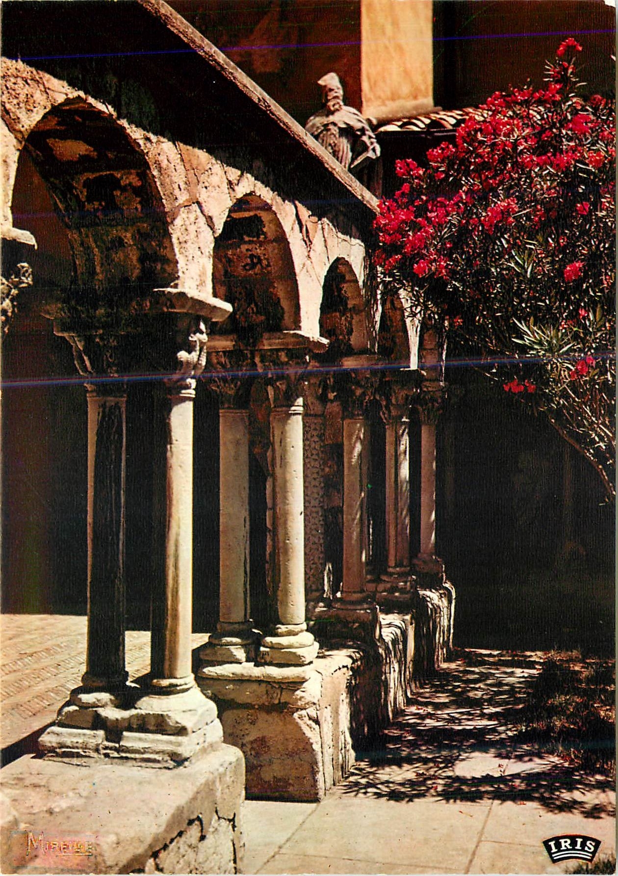 Le Cloître — Cathédrale Saint-Sauveur — Aix-en-Provence — Éditeur Iris