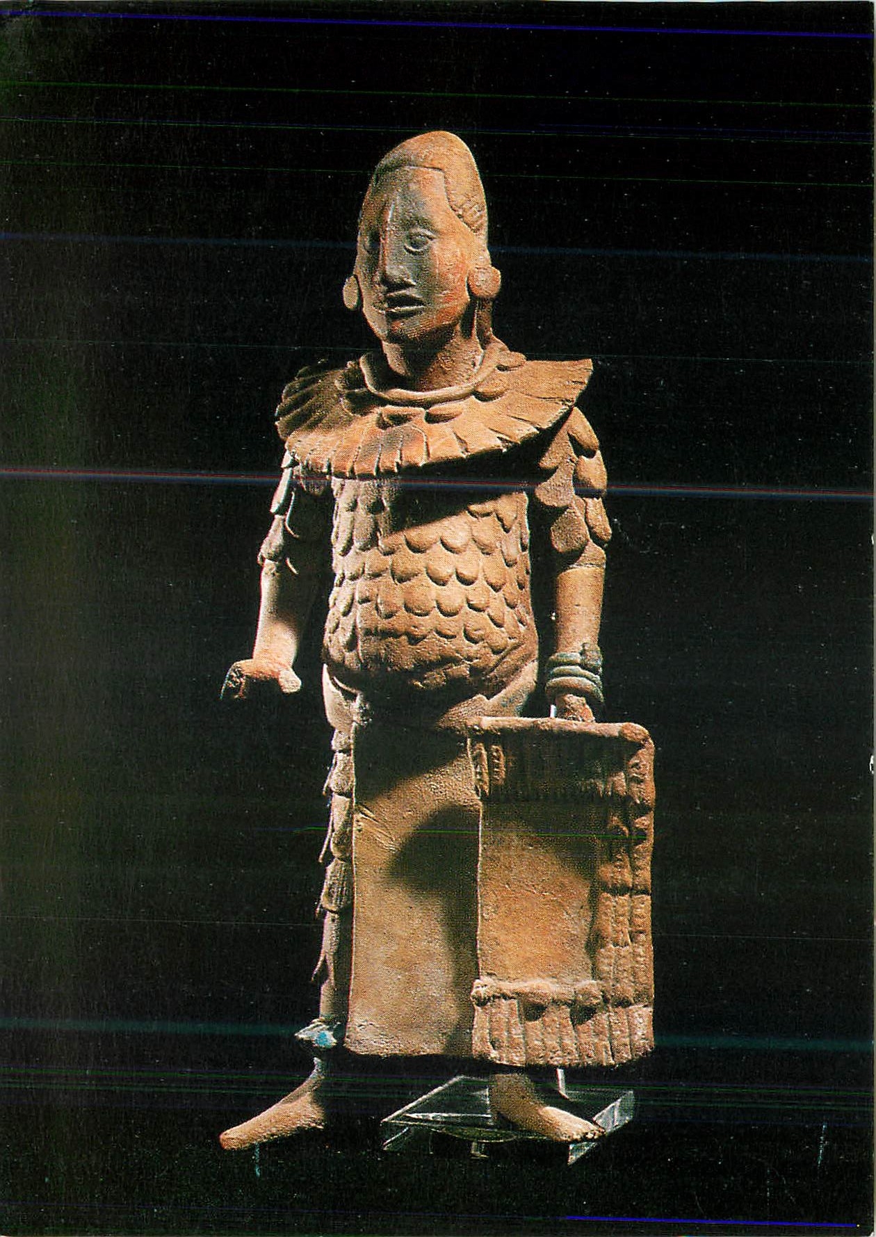 CPM Collection Barbachano Ponce (conseil national du tourisme Mexicain) Guerrier portant un bouclier et une armure de co