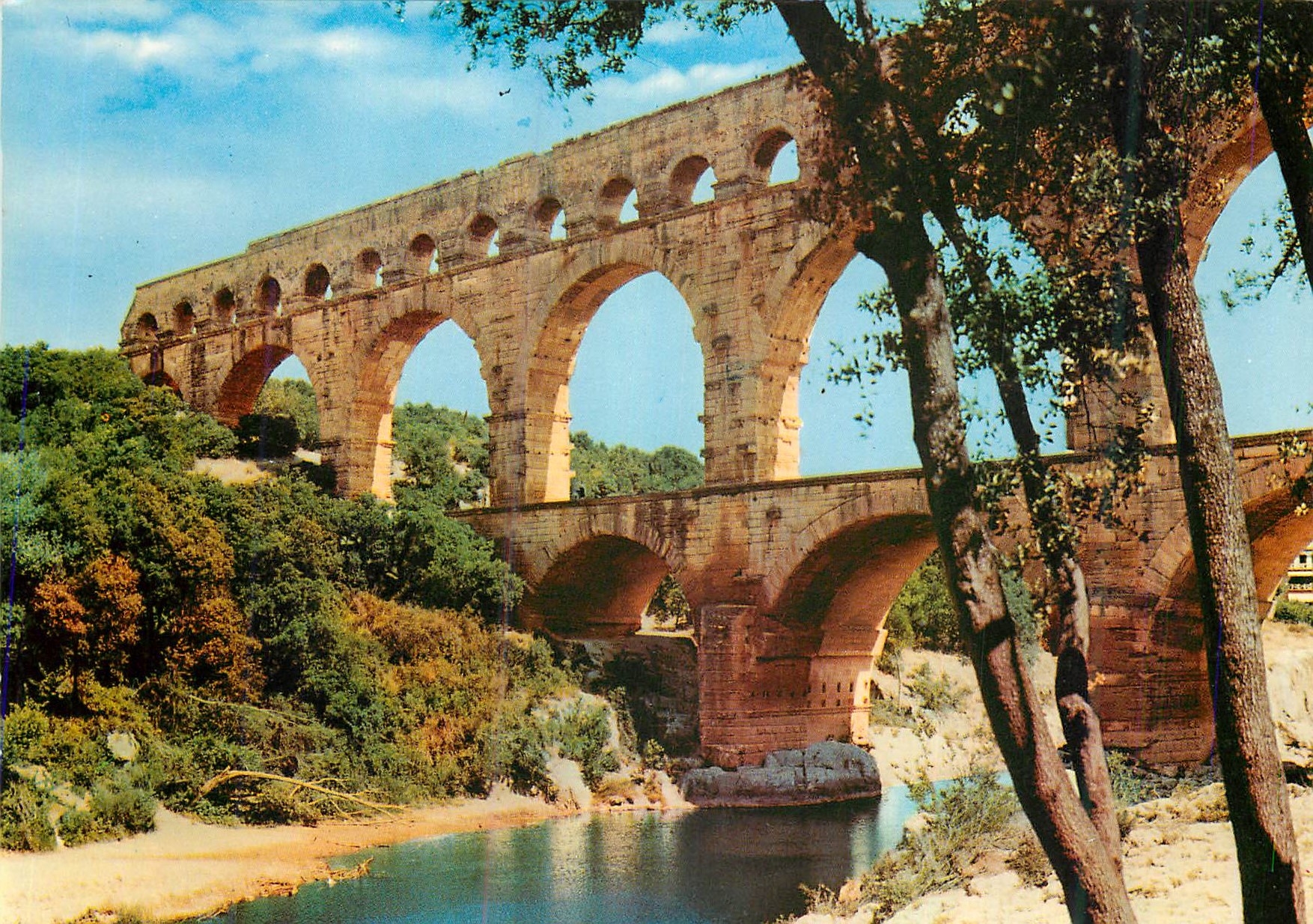 Pont du Gard — Aqueduc romain — Éditions Magenta, Lyon