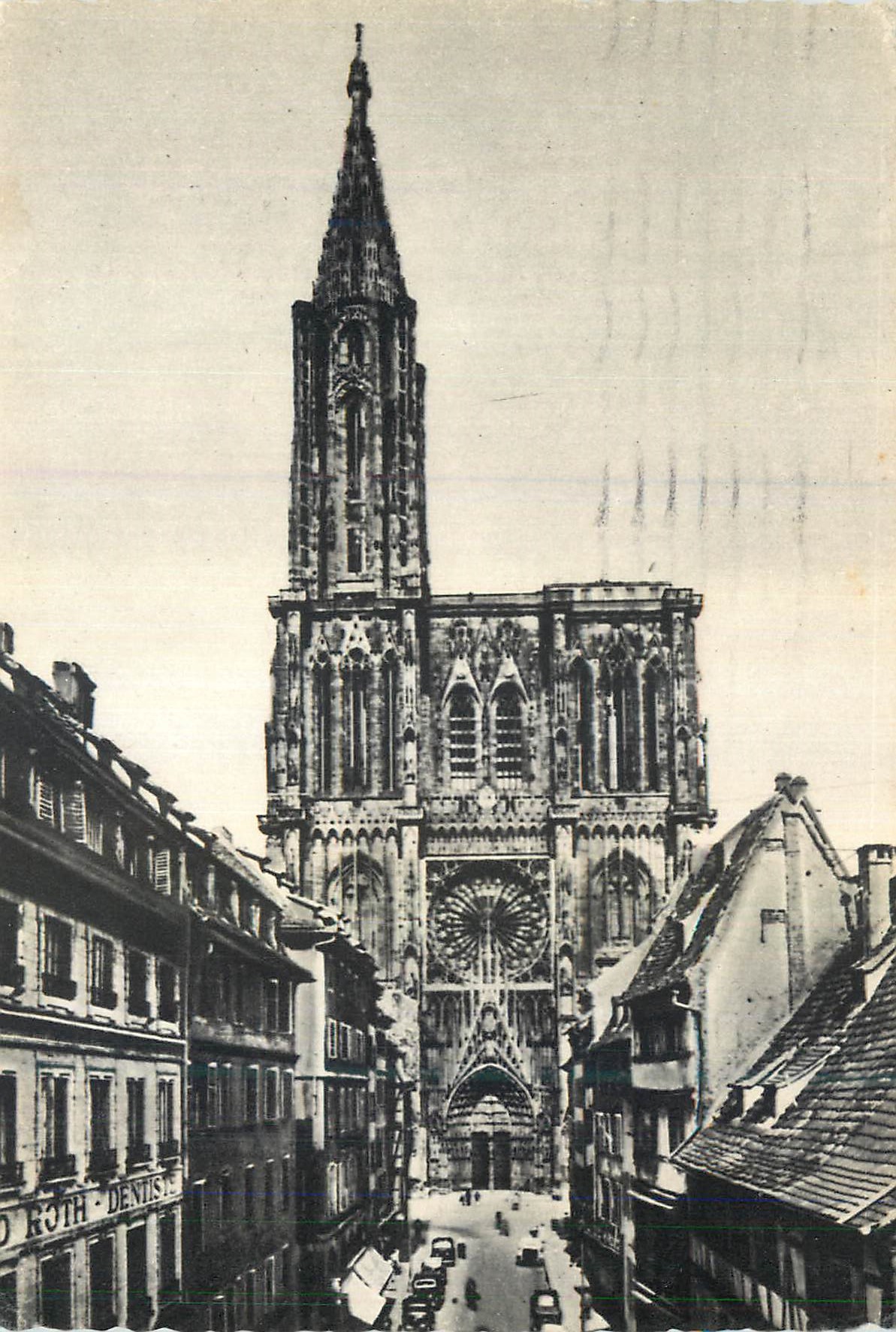 CPM Strasbourg La Cathedrale (facade) et rue Merciere