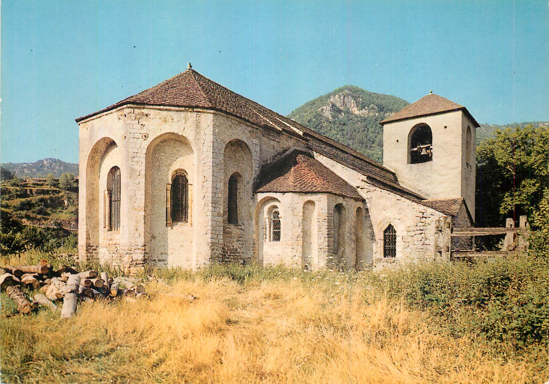 CPM Eglise du Rozier Fleurant encore l'encens et la cire d'abeilles la vieille eglise offre une spiritualite aussi rusti