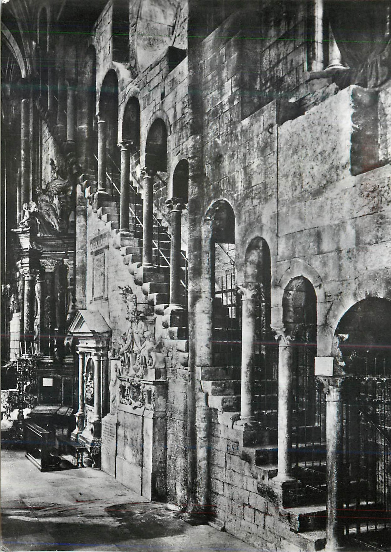 CPM Trento Cattedrale Galleria di sinistra che mette al campanile