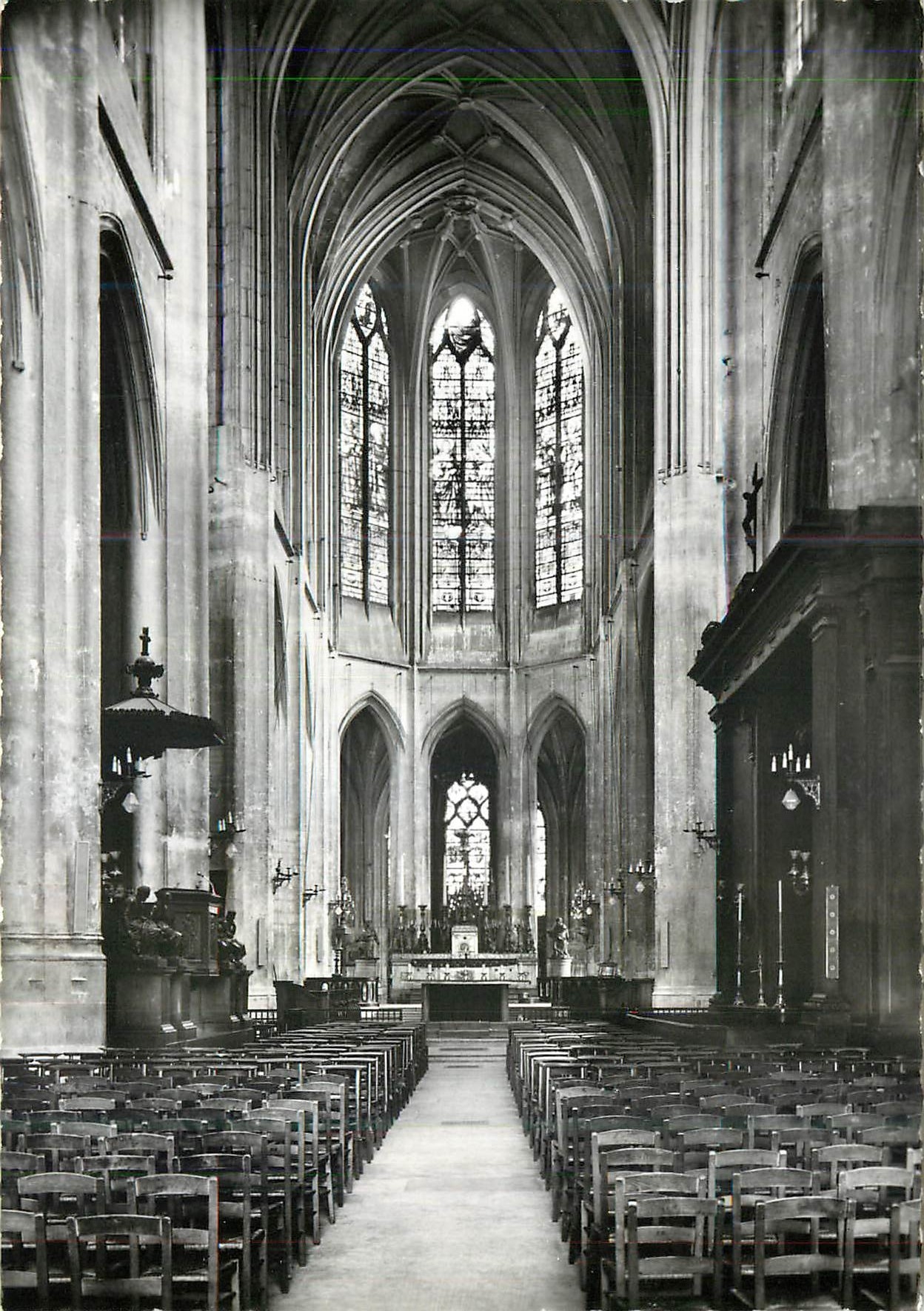 CPM Eglise Saint Gervais Paris IV le Choeur(1540) et la Nef (1606 1621)
