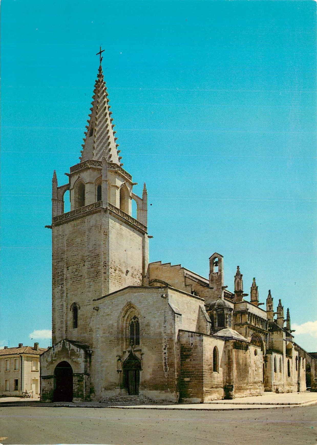 Tarascon — Église Sainte-Marthe (Xe et XIIe s.) — Éditions 'SL' Villeurbanne