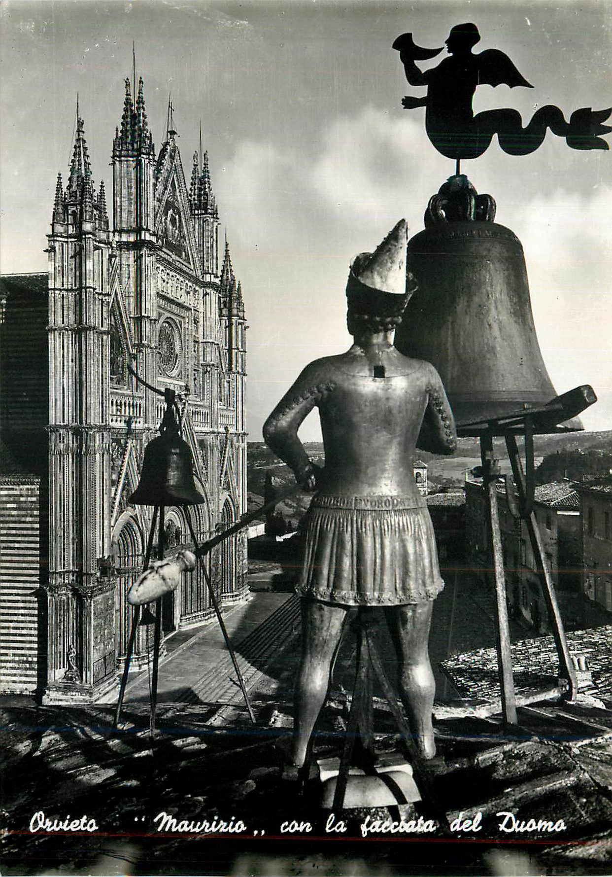 CPM Orvielo Mauririo con la faccoata del Duomo