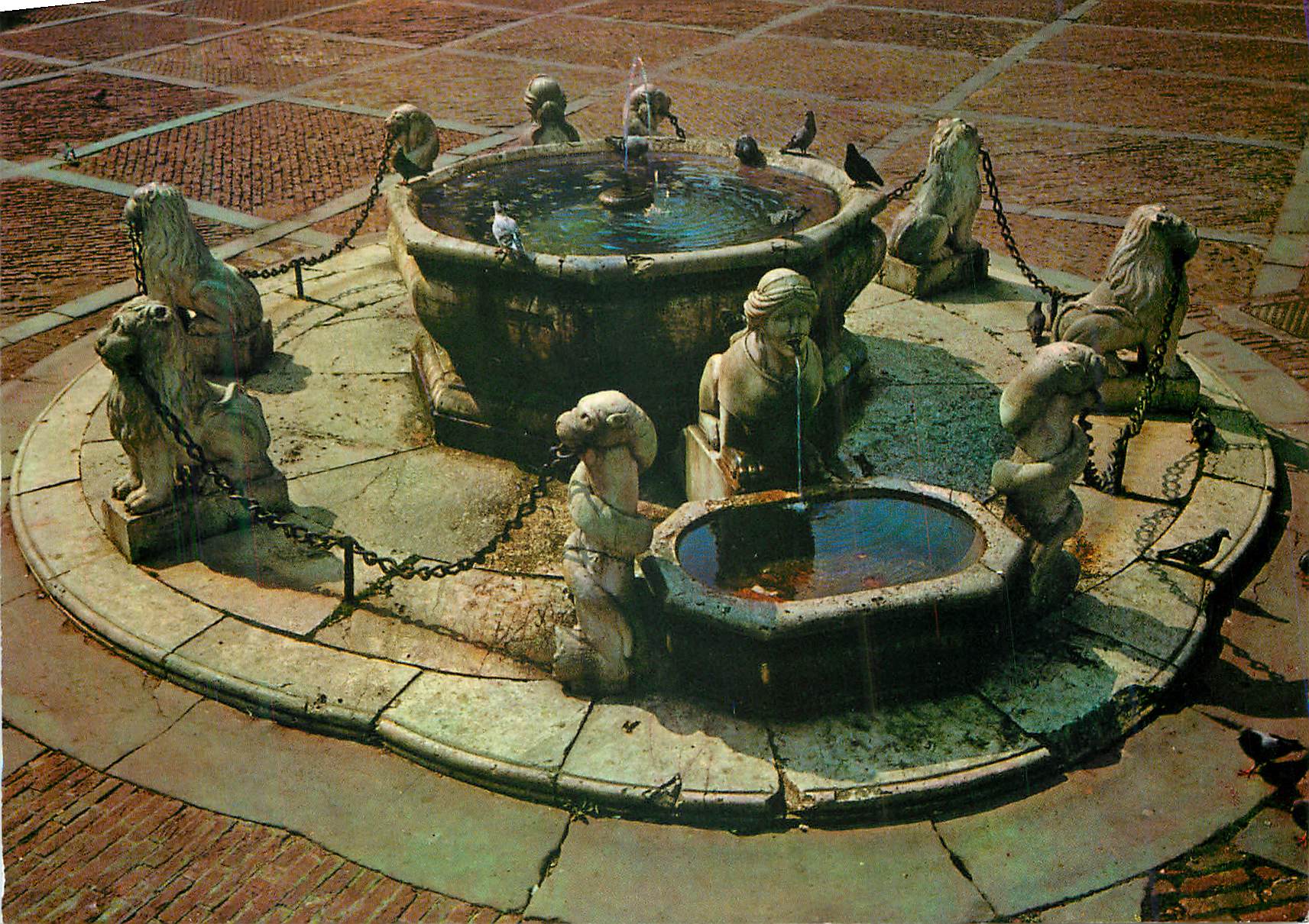 Fontana Contarini — Bergame Alta — éditeur Zogno