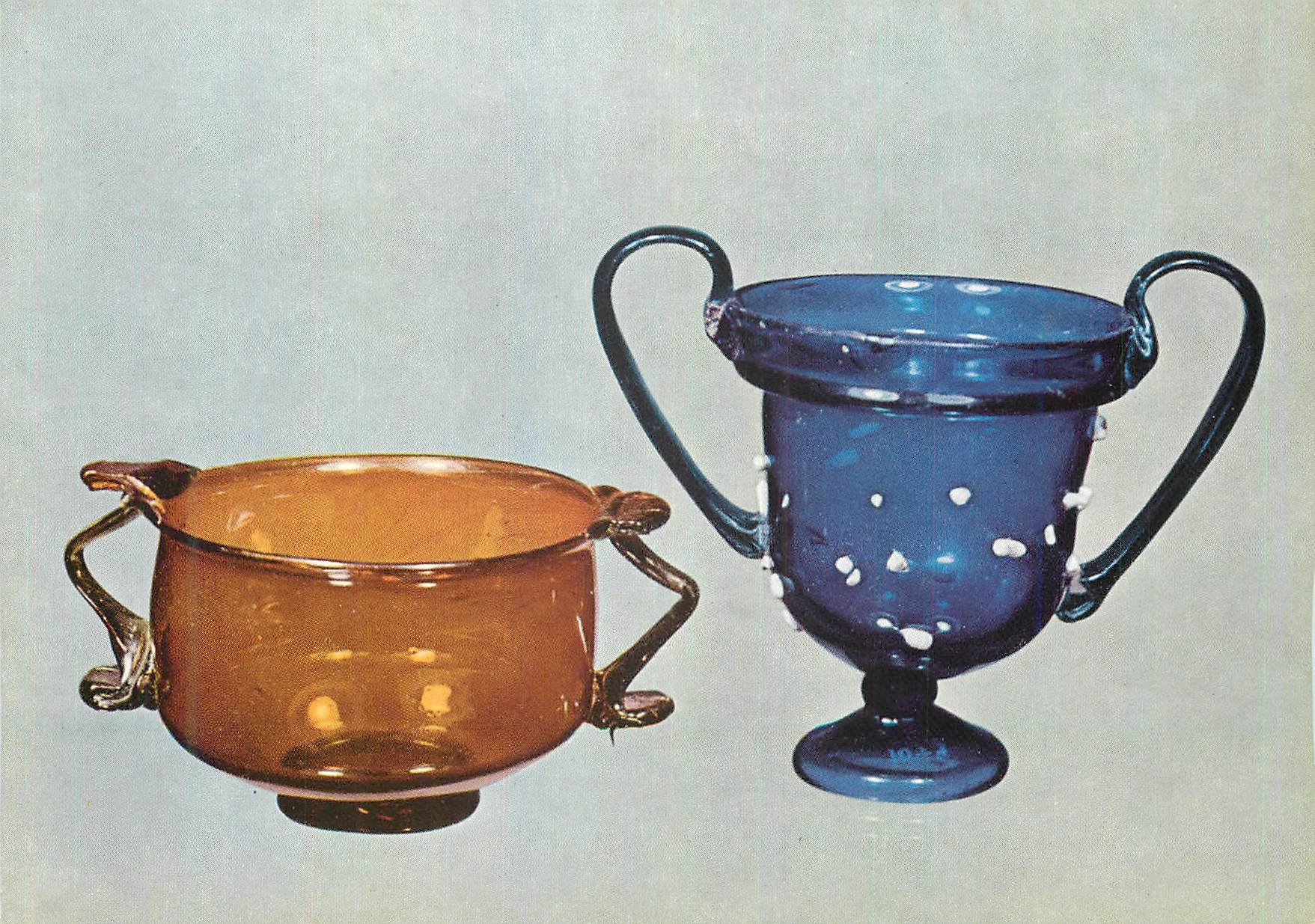 Deux coupes en verre romaines — coupes à deux anses du Ier siècle après J.-C. — Römisch-Germanisches Museum Köln, n° 123