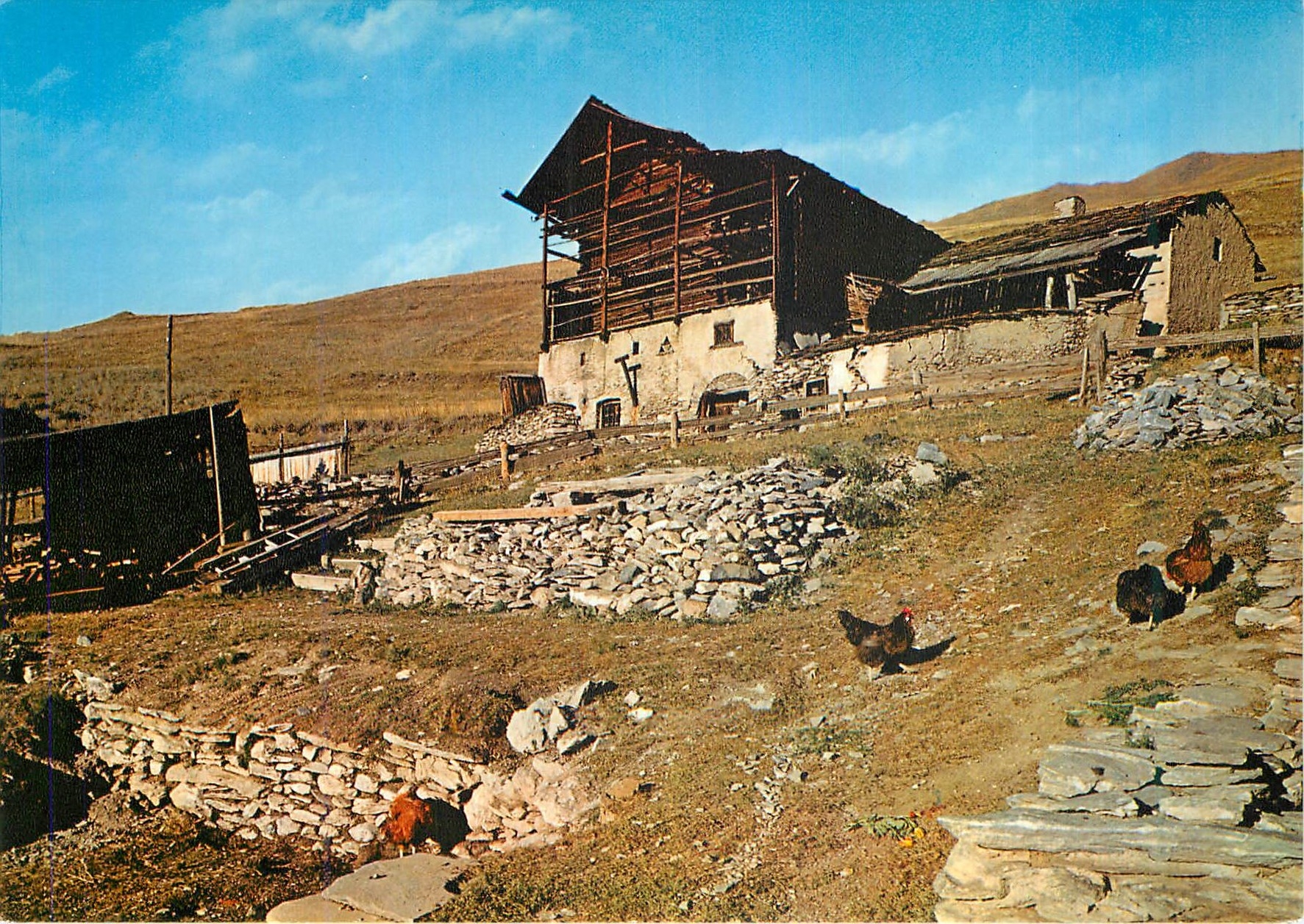 CPM Saint Veran (Htes Alpes) La commune la plus haute d'Europe Une Habitation Typique