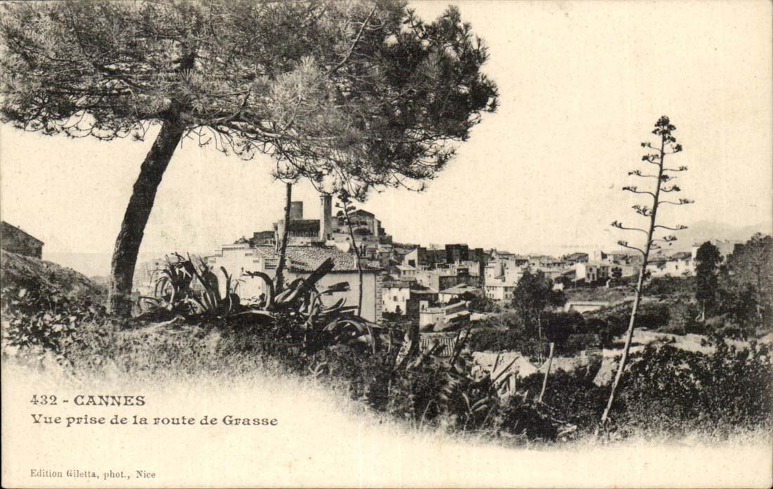Cannes CPA Vue prise de la route de Grasse