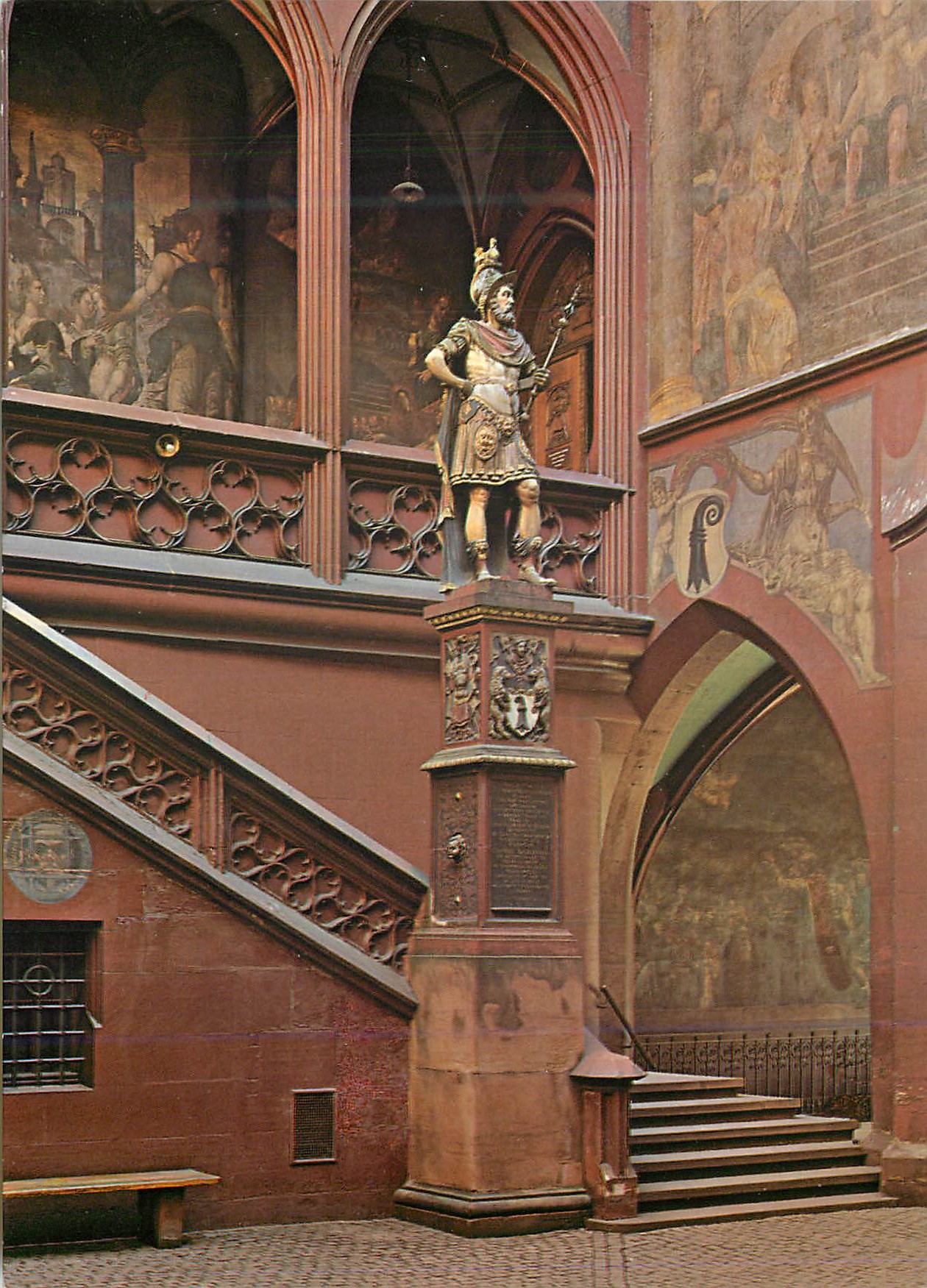 CPM Basel Standbild des Grunders von Basel Munatius Plancus im Rathaus