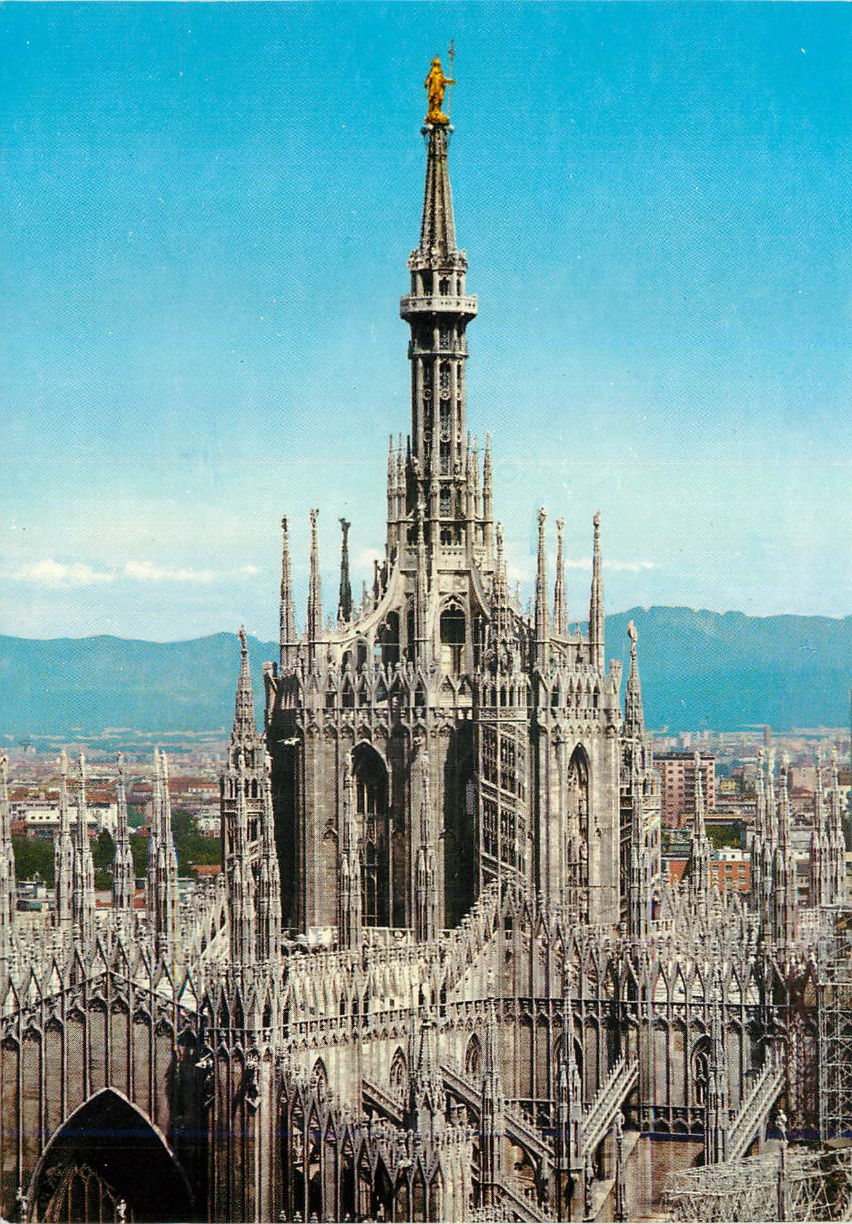 CPM Milano La Madonnina e le Guglie Superiori del Duomo