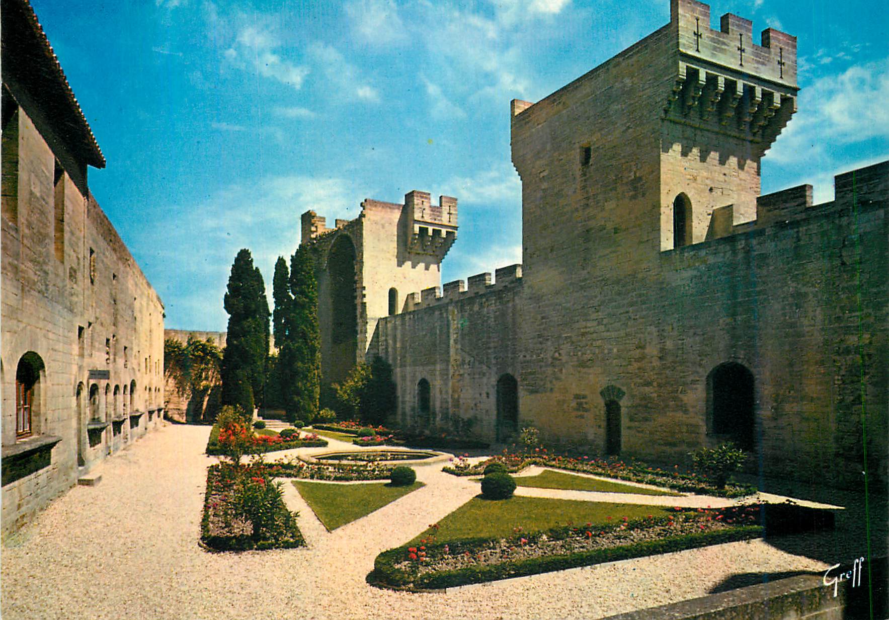 Château de Grignan — Jardin et tours — Griff