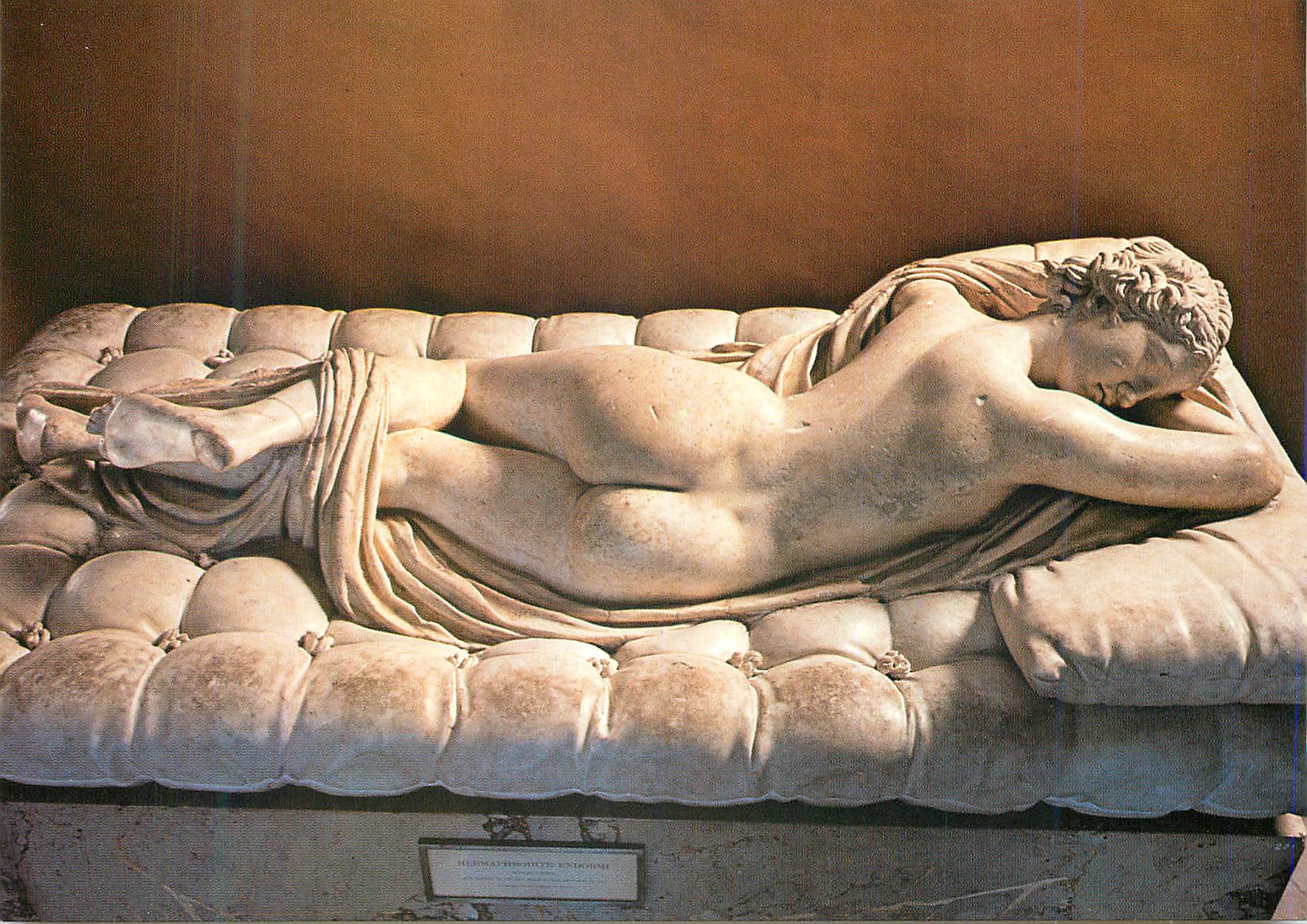 CPM Paris Musee du Louvre Hermaphrodite Endormi Relique d'un Original de la Premiere moitie du IIe S av J C