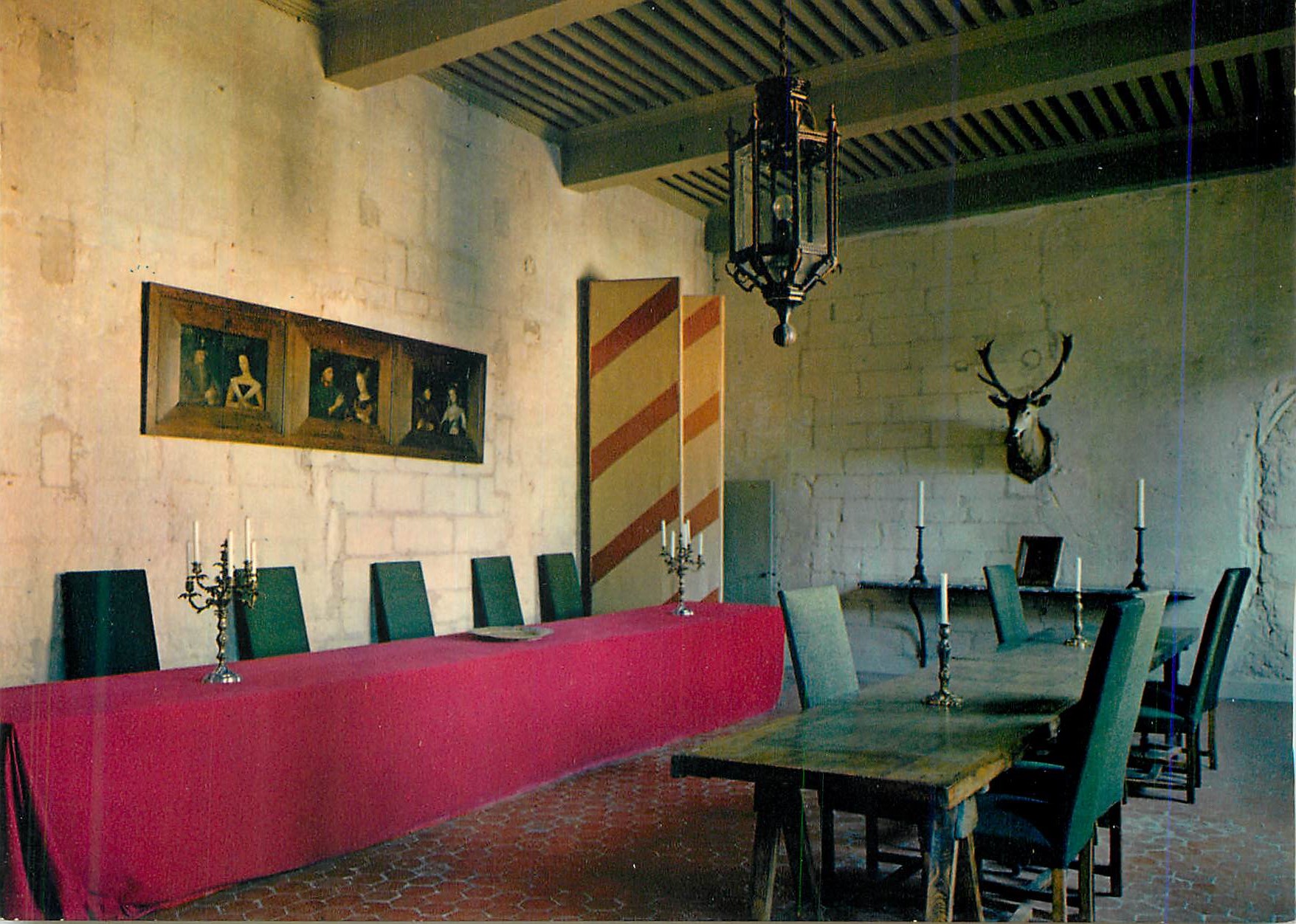 CPM Uzes (Gard) Premier Duche de France Interieur du Chateau Ducal