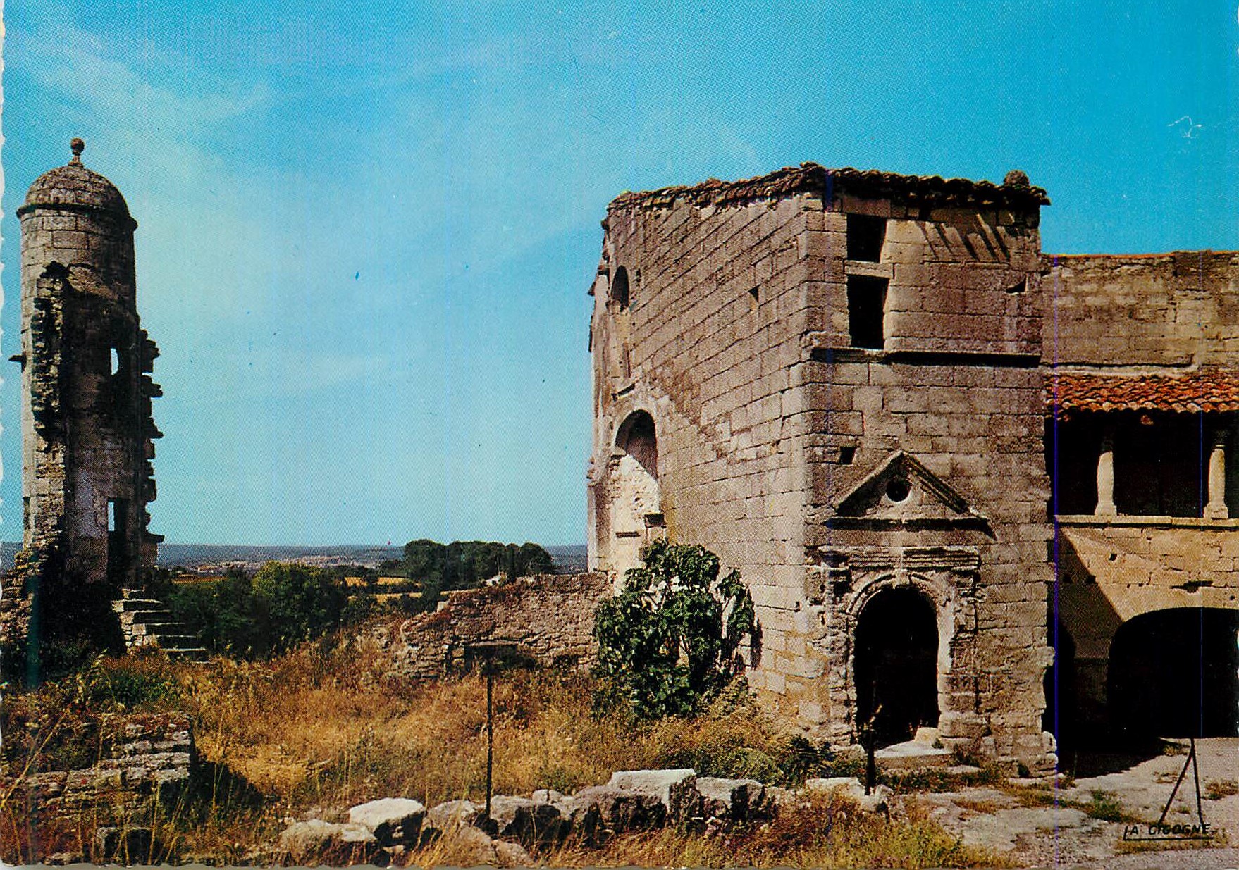 CPM Uzes (Gard) Cite Medievale la Lauze Porte d'Entree de la Maladrerie (XVIe Siecle)