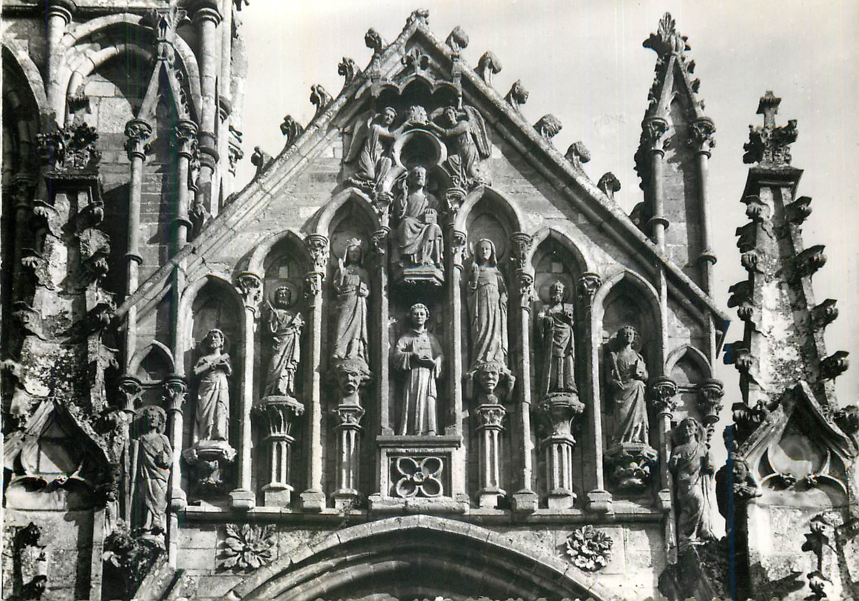 CPM St Pere sous Vezelay (Yonne) le Tympan de l'Eglise 