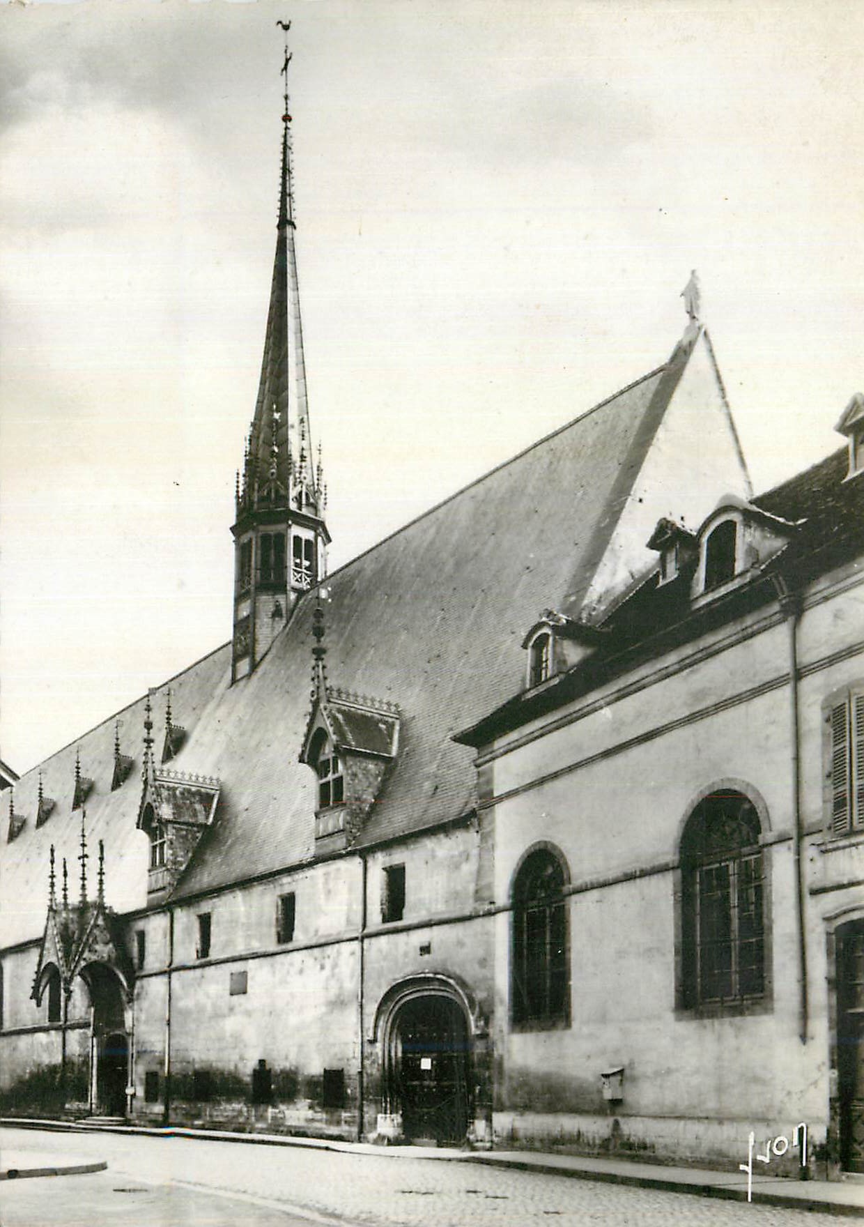 CPM Beaune (Cote d'Or) l'Hospice l'Hotel Dieu