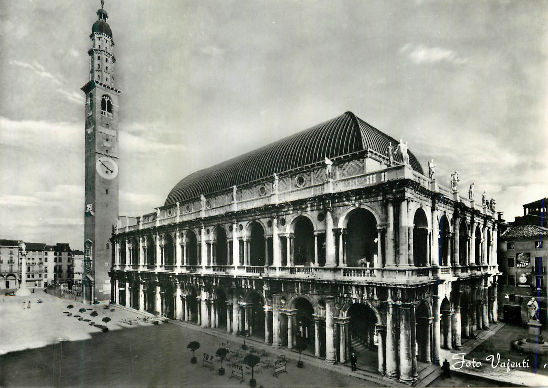 CPM Vicenza Basilique de Palladio et Tour de Piazza