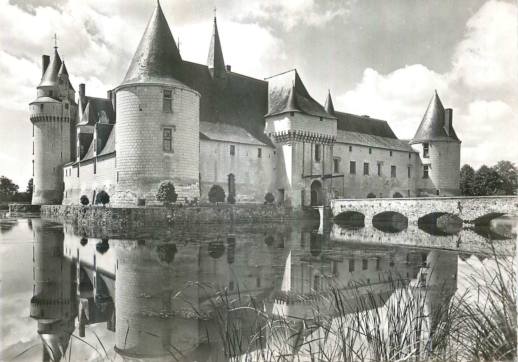 CPM Chateau du Plessis Bourre (Anjou) Facade Est et Nord