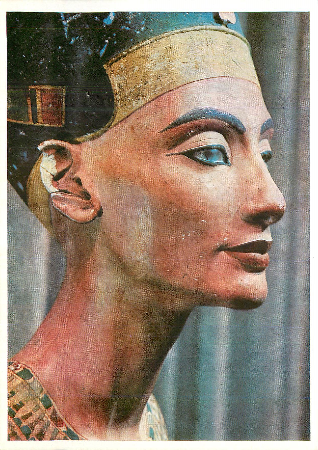 CPM Musee d'Etat de Berlin Argile Peint de l'Atelier Thutmoses Buste de la Reine Nefertiti  Egypte Egypt