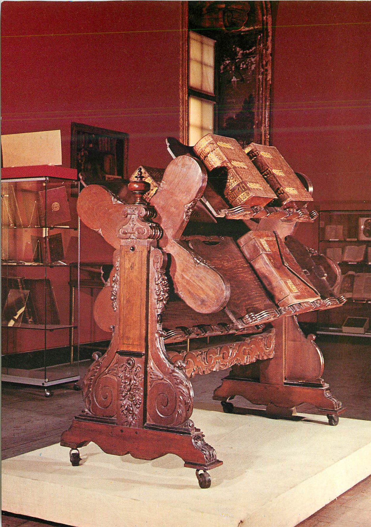 CPM Bibliotheque de l'Arsenal Roue a Livres 17e Siecle